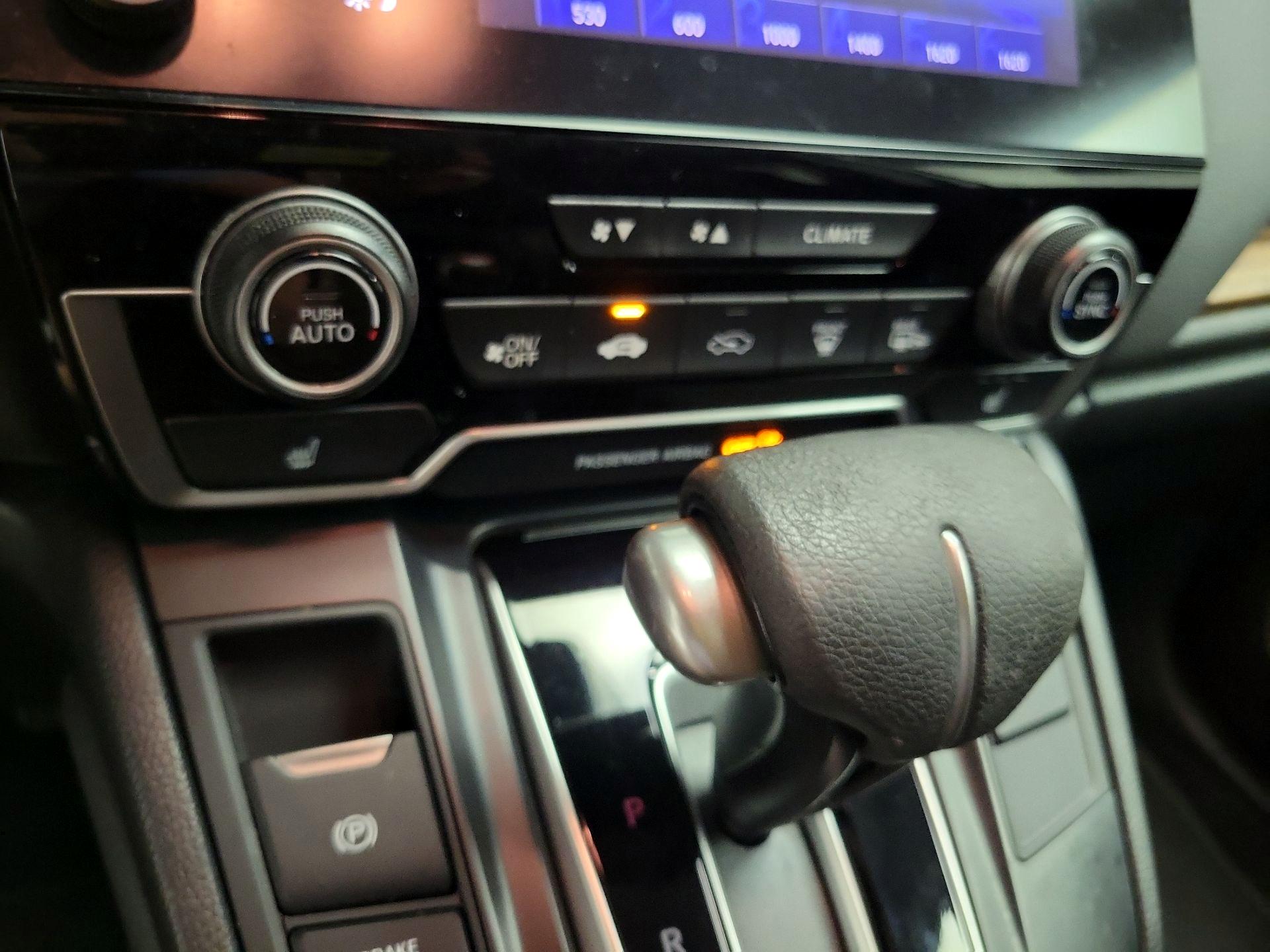 Thumbnail: 2019 Honda CR-V - 16