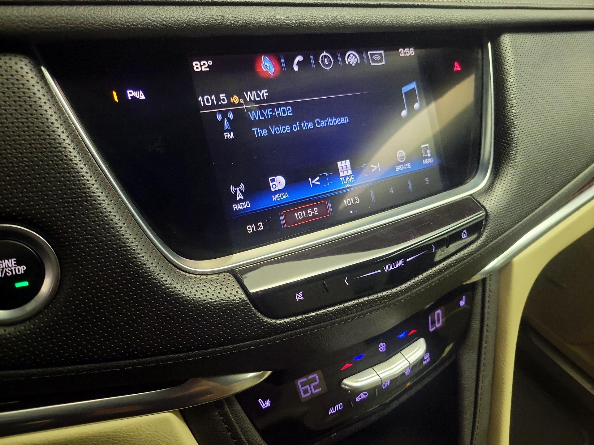 Thumbnail: 2017 Cadillac XT5 - 15