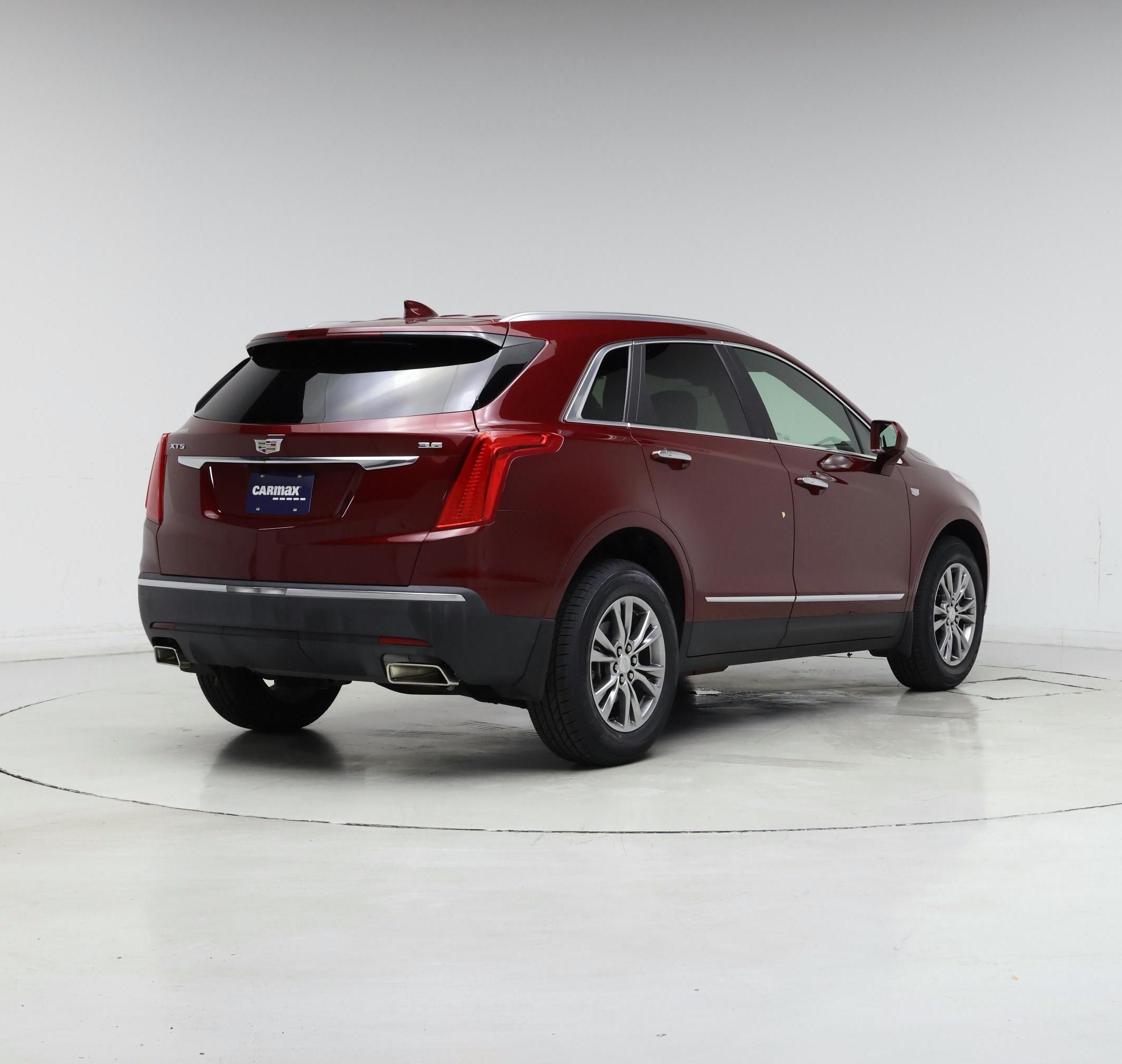 Thumbnail: 2017 Cadillac XT5 - 8