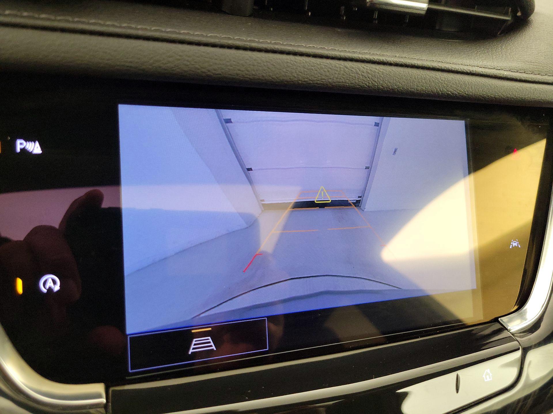 Thumbnail: 2023 Cadillac XT6 - 15