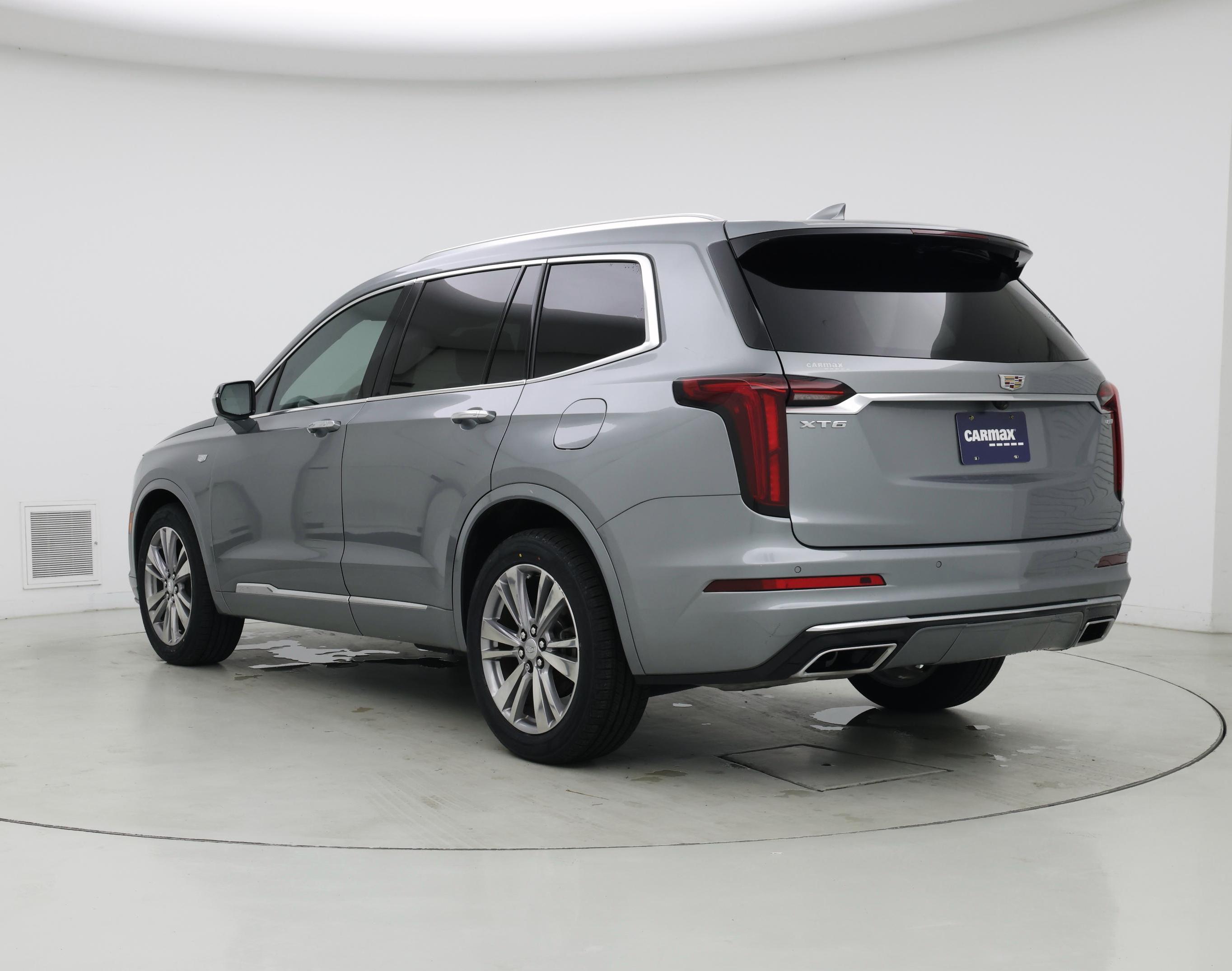 Thumbnail: 2023 Cadillac XT6 - 2