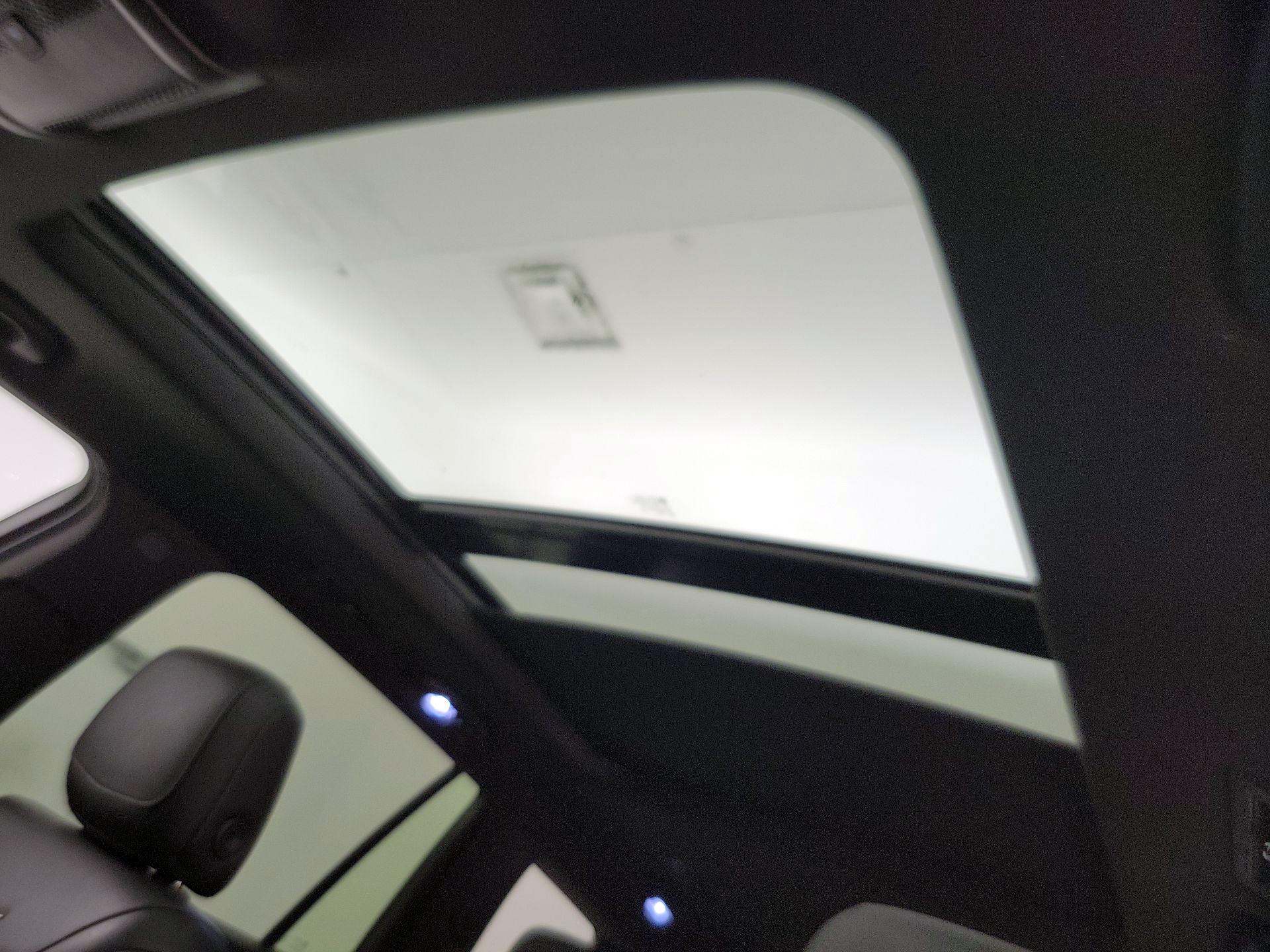 Thumbnail: 2023 Cadillac XT6 - 20