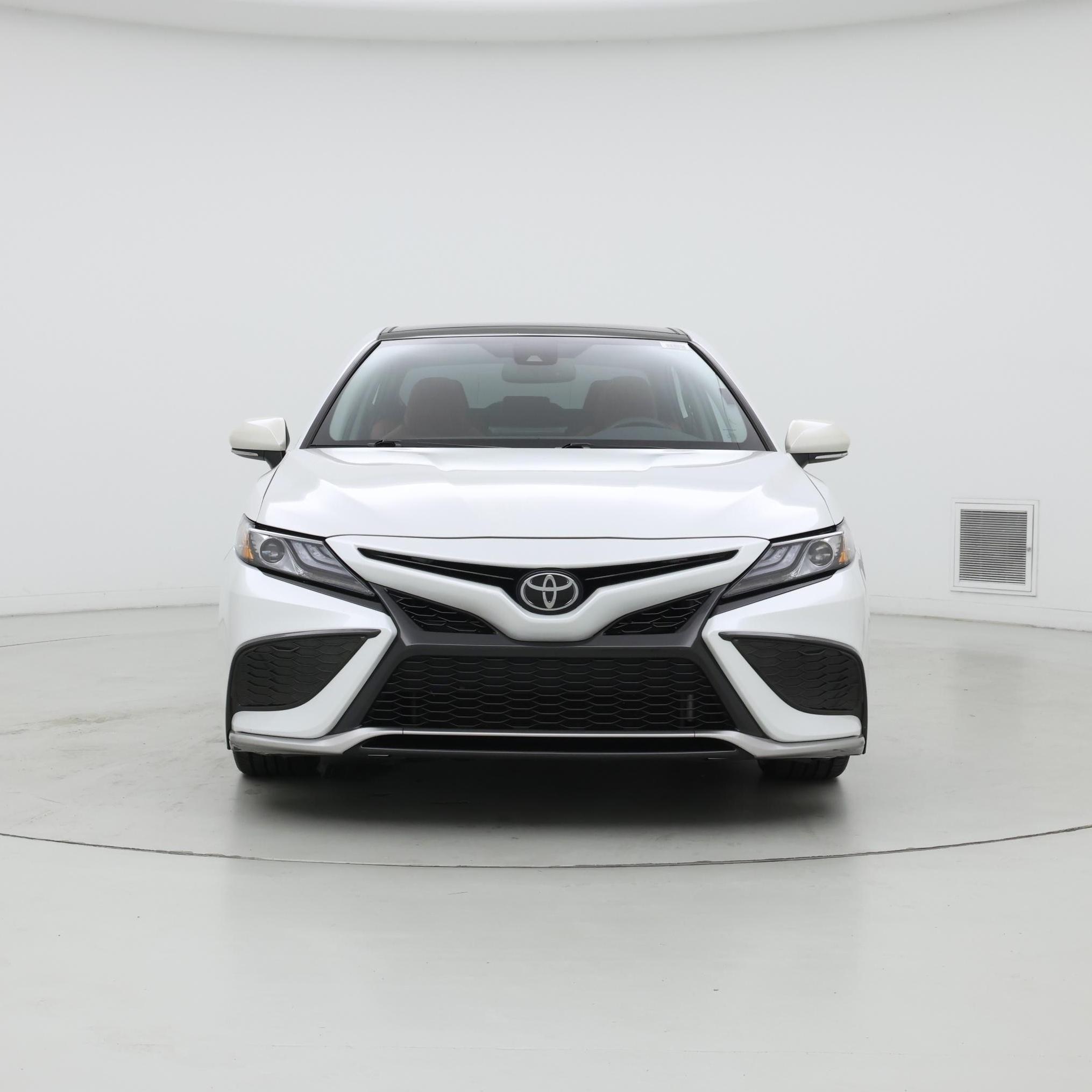 Thumbnail: 2022 Toyota Camry - 5