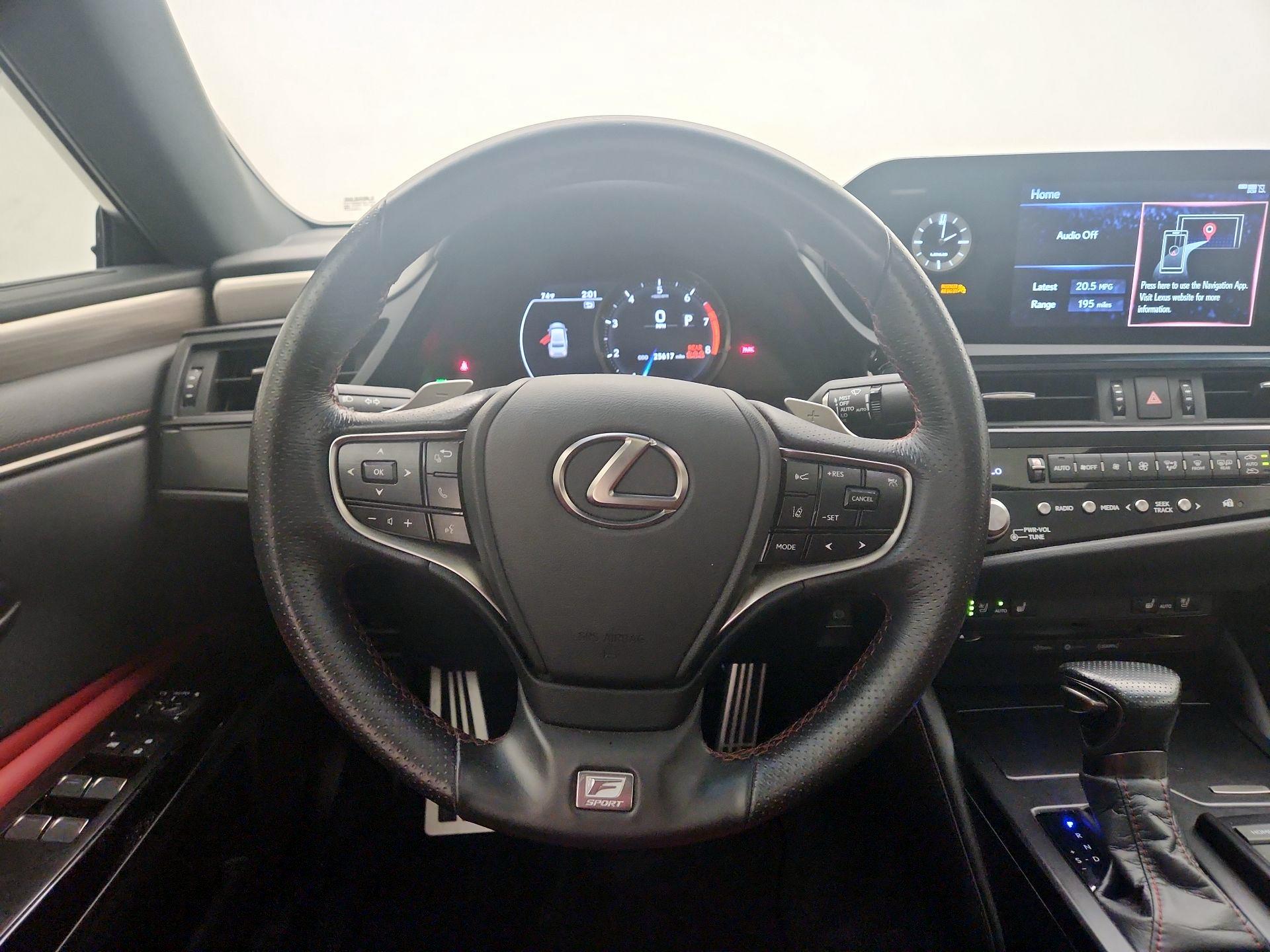 Thumbnail: 2022 Lexus ES - 10