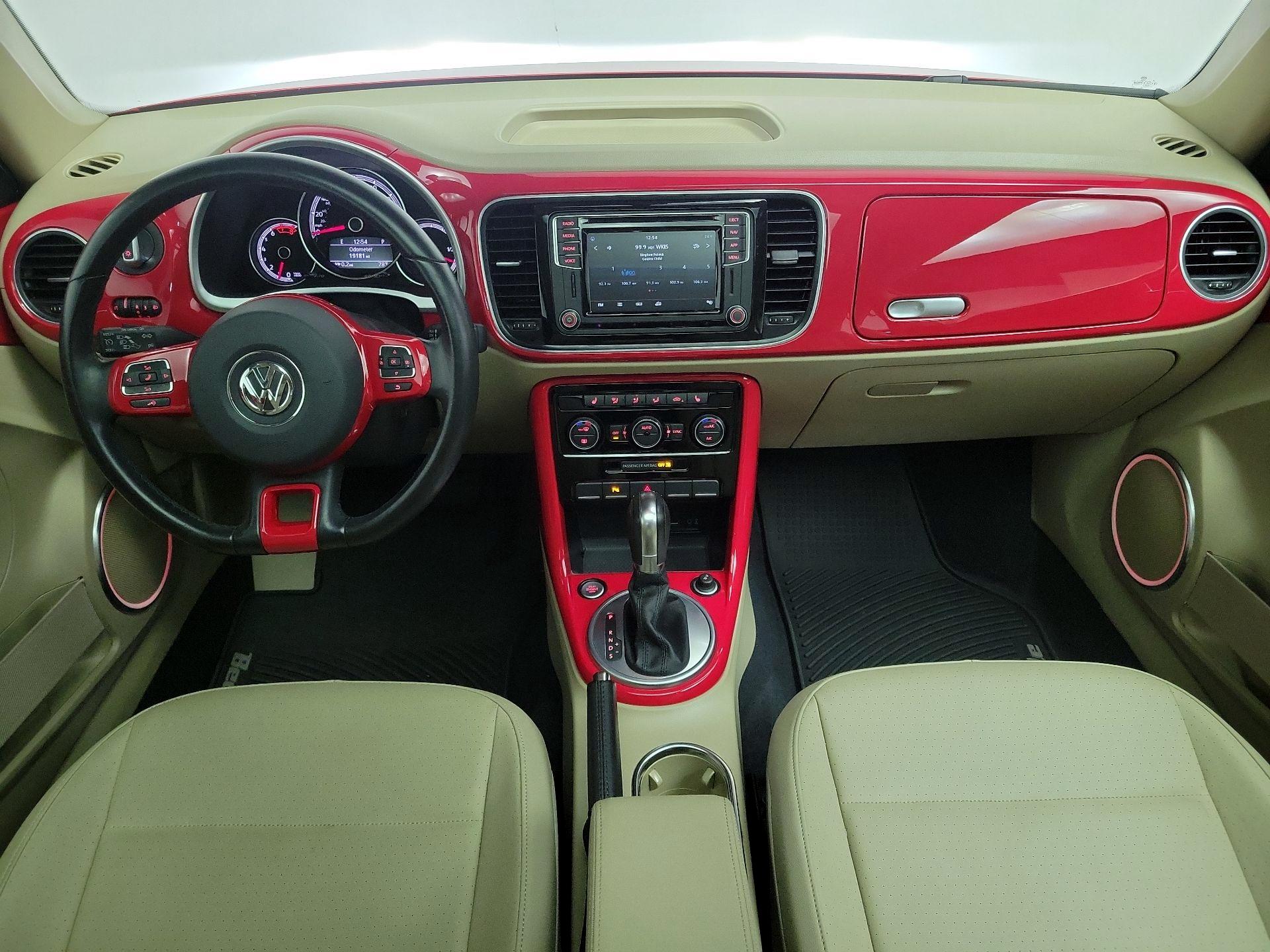 Thumbnail: 2019 Volkswagen Beetle - 9