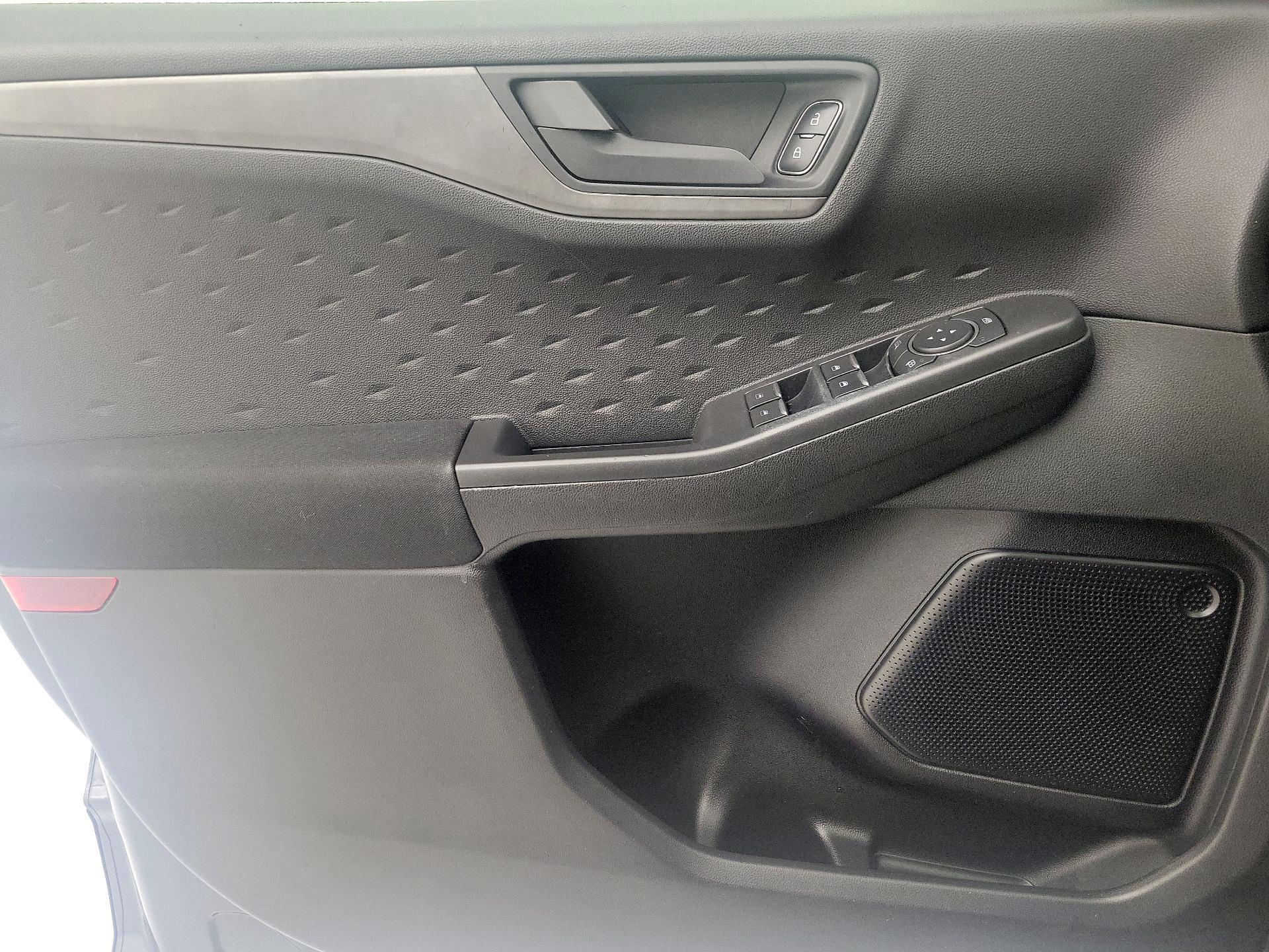 Thumbnail: 2020 Ford Escape - 12