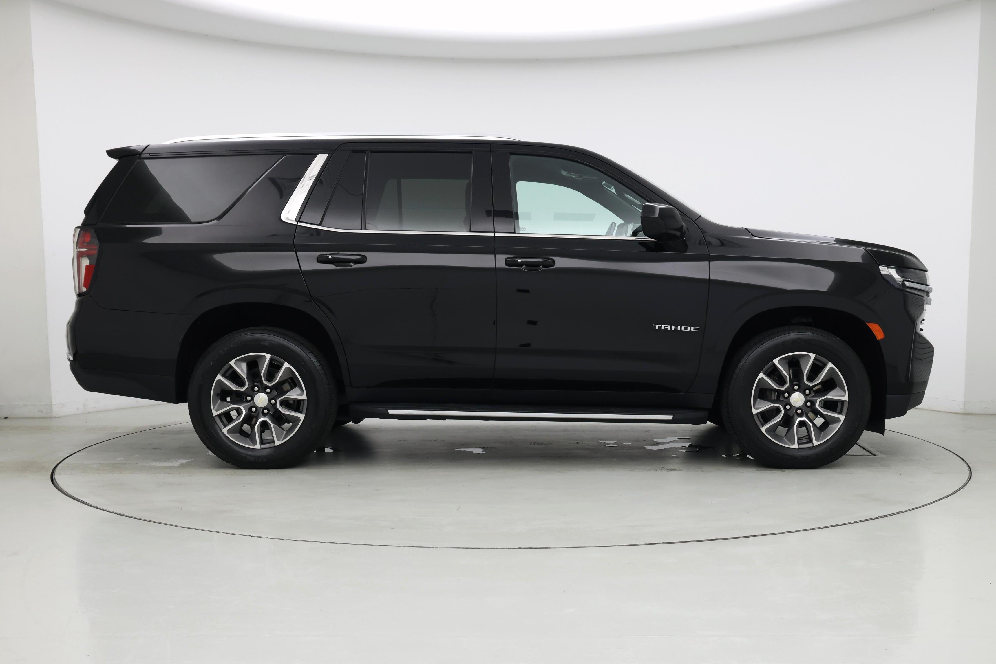 Thumbnail: 2021 Chevrolet Tahoe - 7