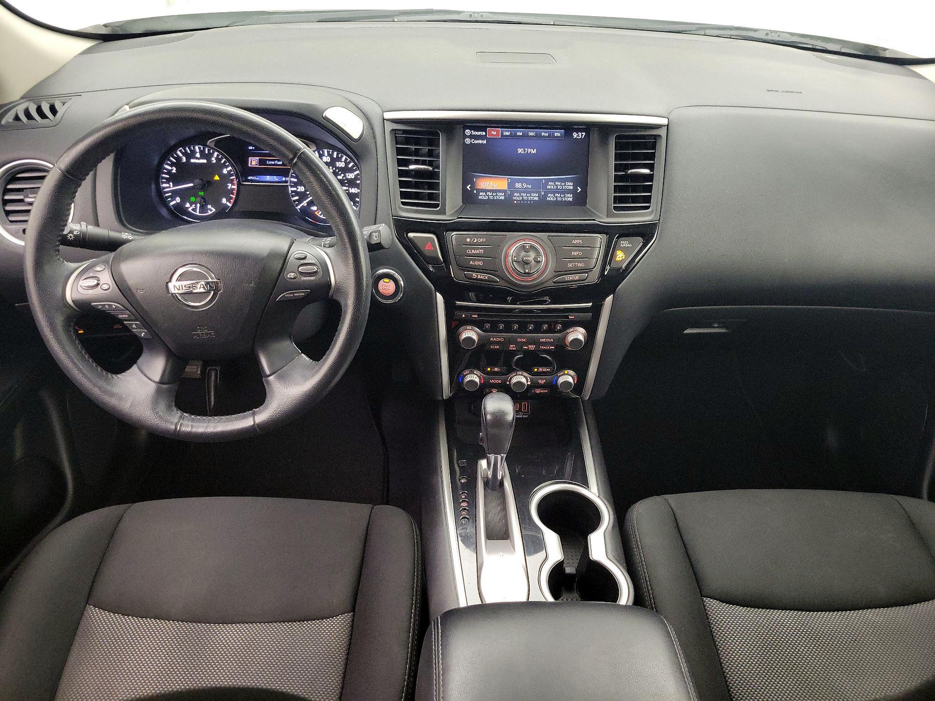 Thumbnail: 2020 Nissan Pathfinder - 9