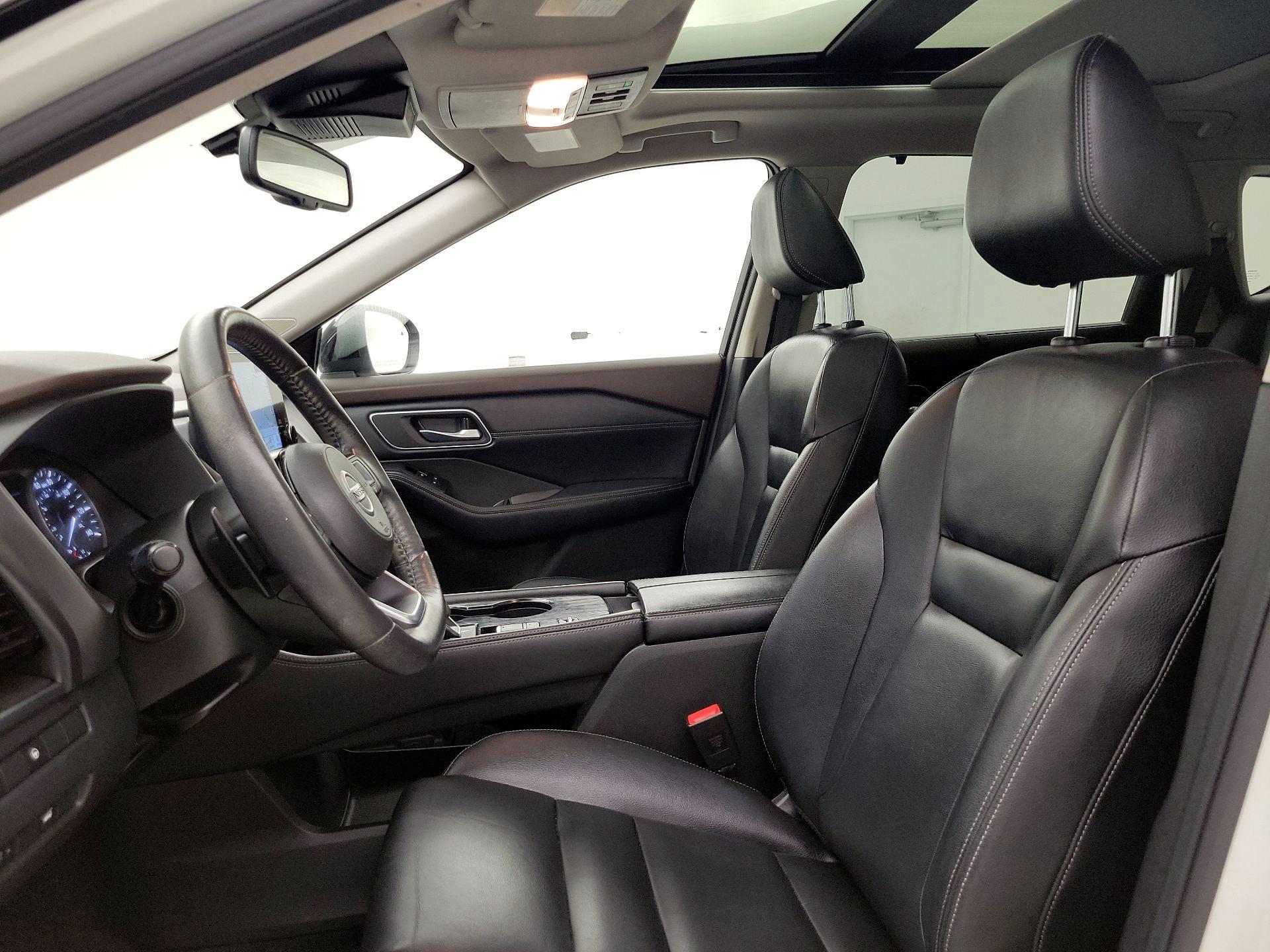 Thumbnail: 2021 Nissan Rogue - 11
