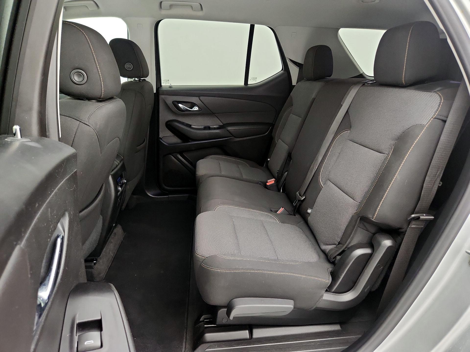 Thumbnail: 2020 Chevrolet Traverse - 19