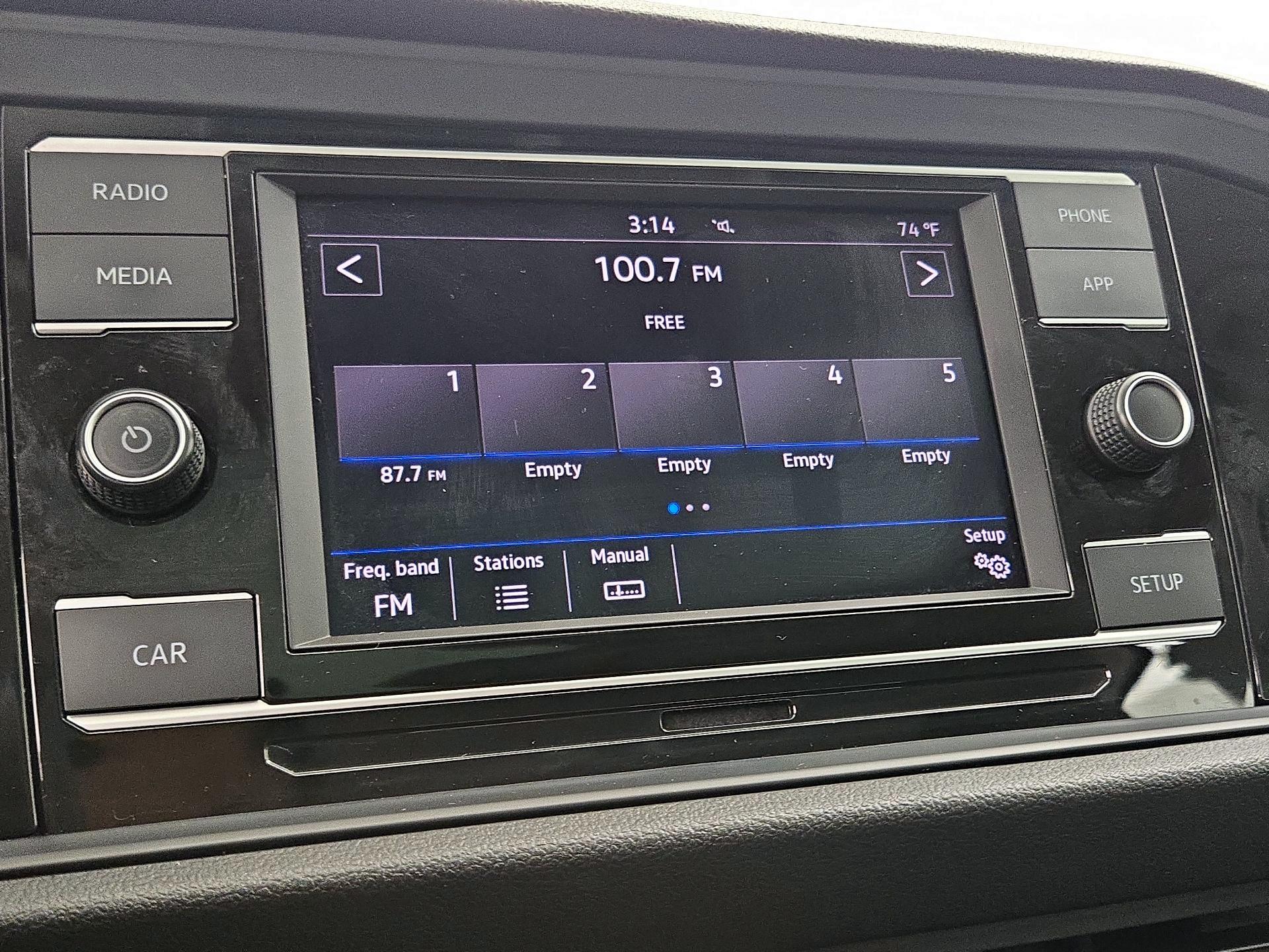 Thumbnail: 2019 Volkswagen Jetta - 15