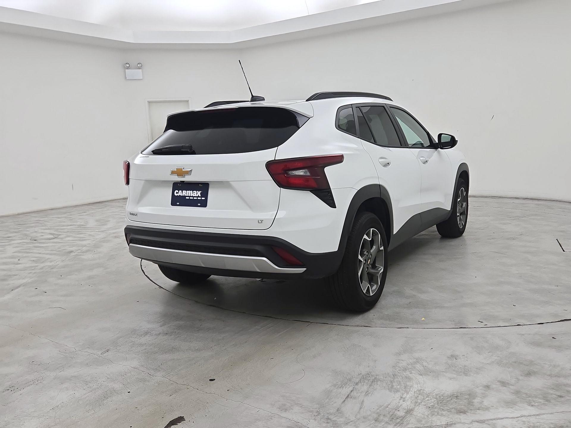 Thumbnail: 2024 Chevrolet Trax - 5