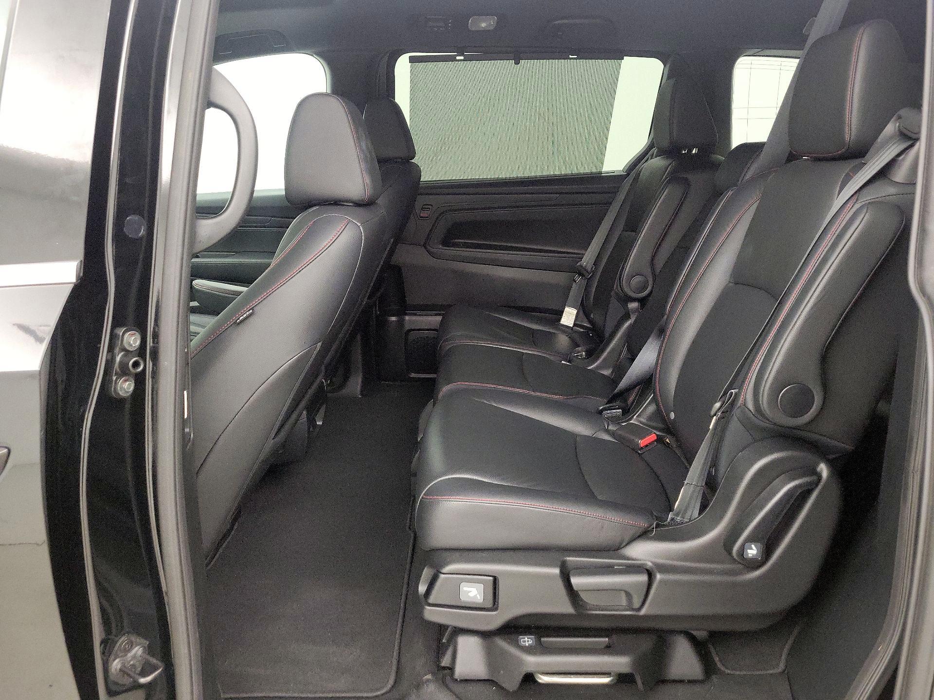 Thumbnail: 2023 Honda Odyssey - 20