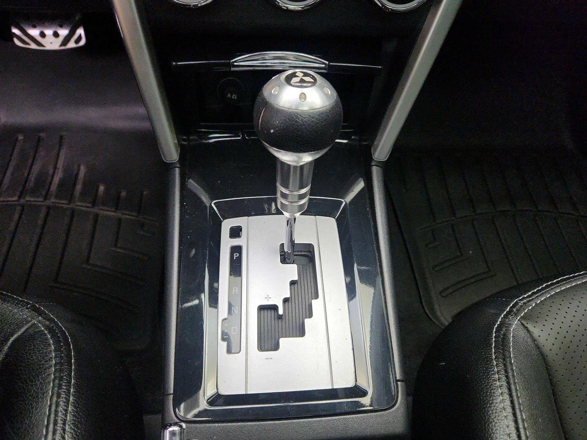 Thumbnail: 2016 Mitsubishi Lancer - 17