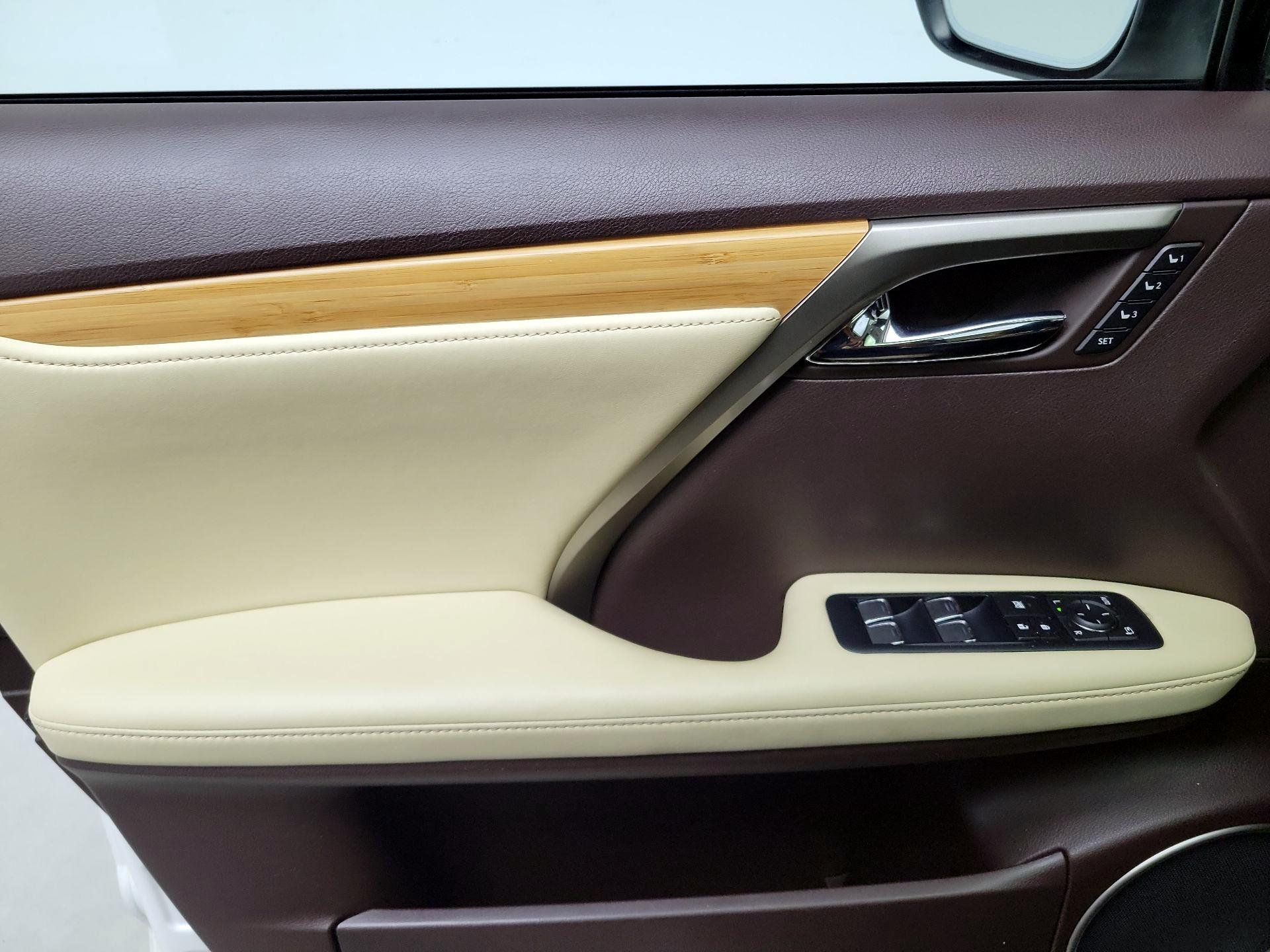 Thumbnail: 2020 Lexus RX - 12