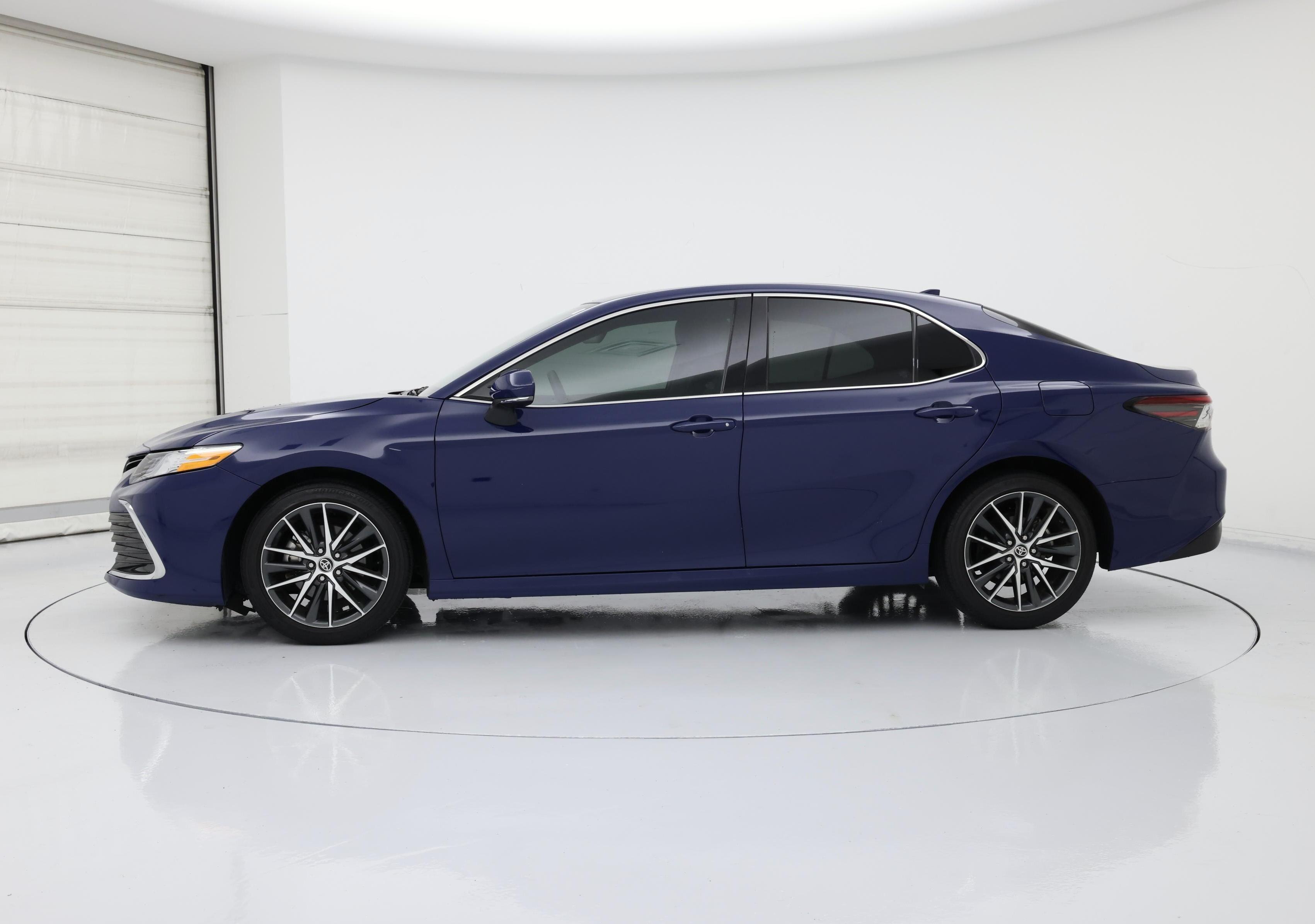 Thumbnail: 2024 Toyota Camry - 3