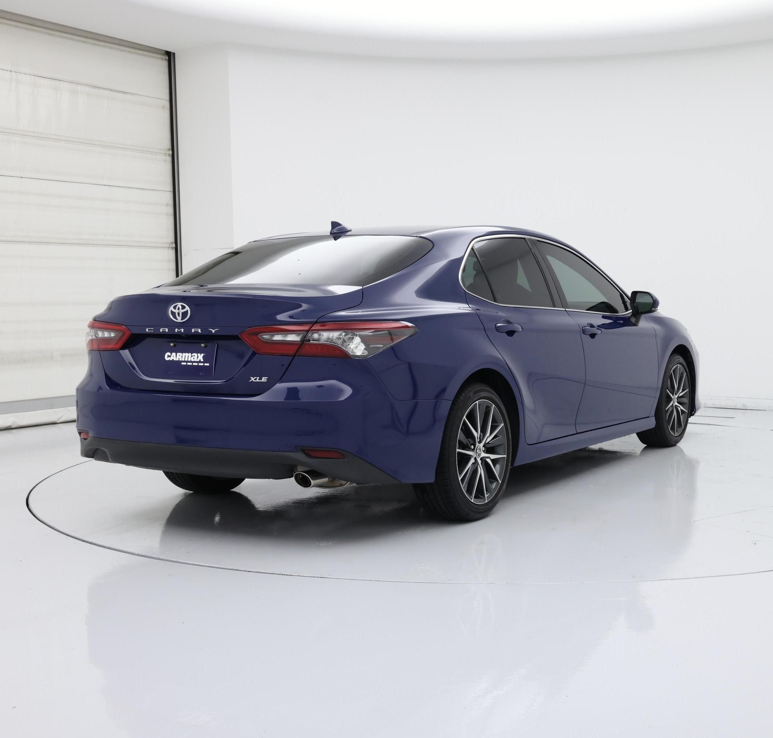 Thumbnail: 2024 Toyota Camry - 8