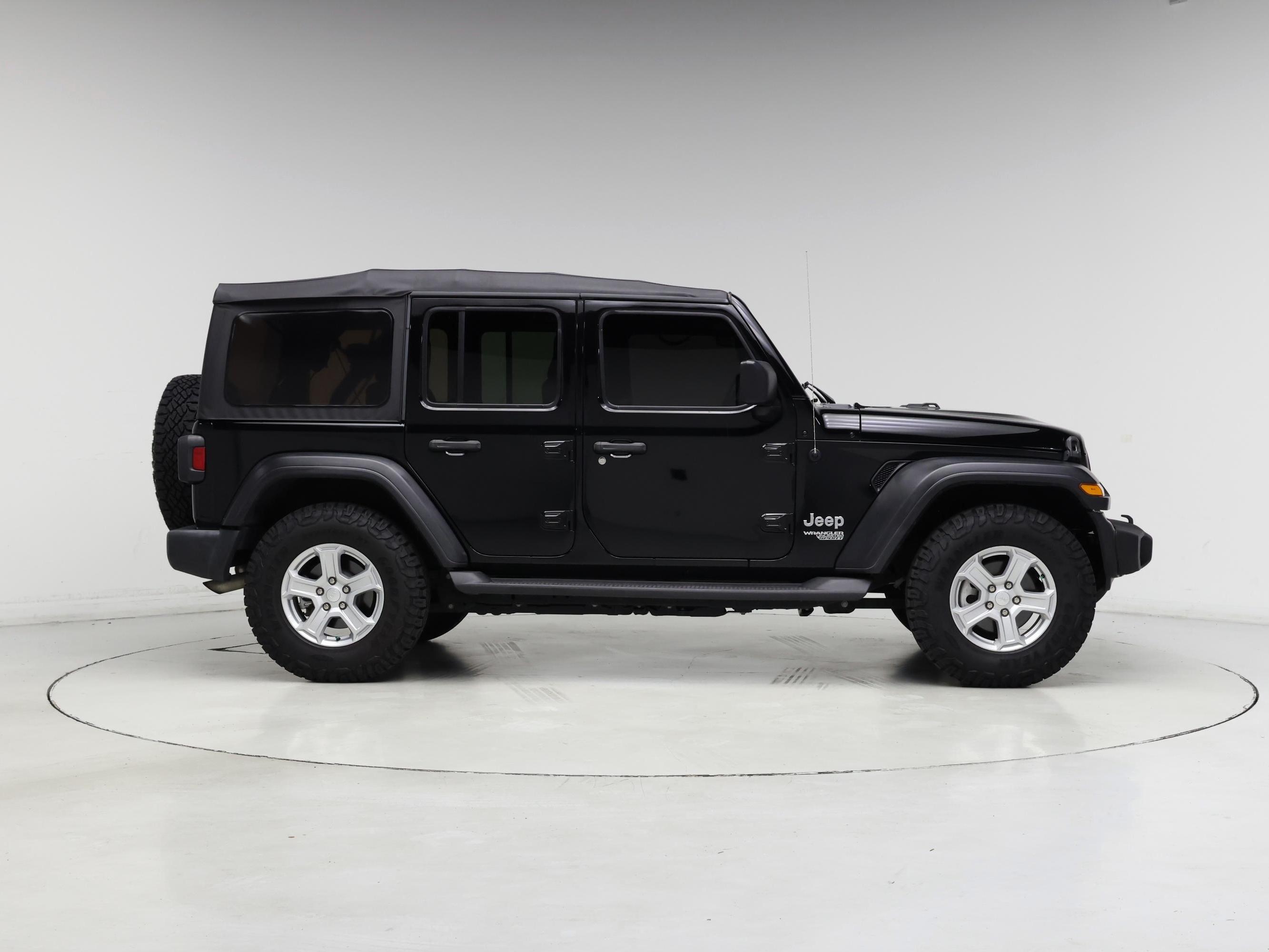 Thumbnail: 2021 Jeep Wrangler - 7