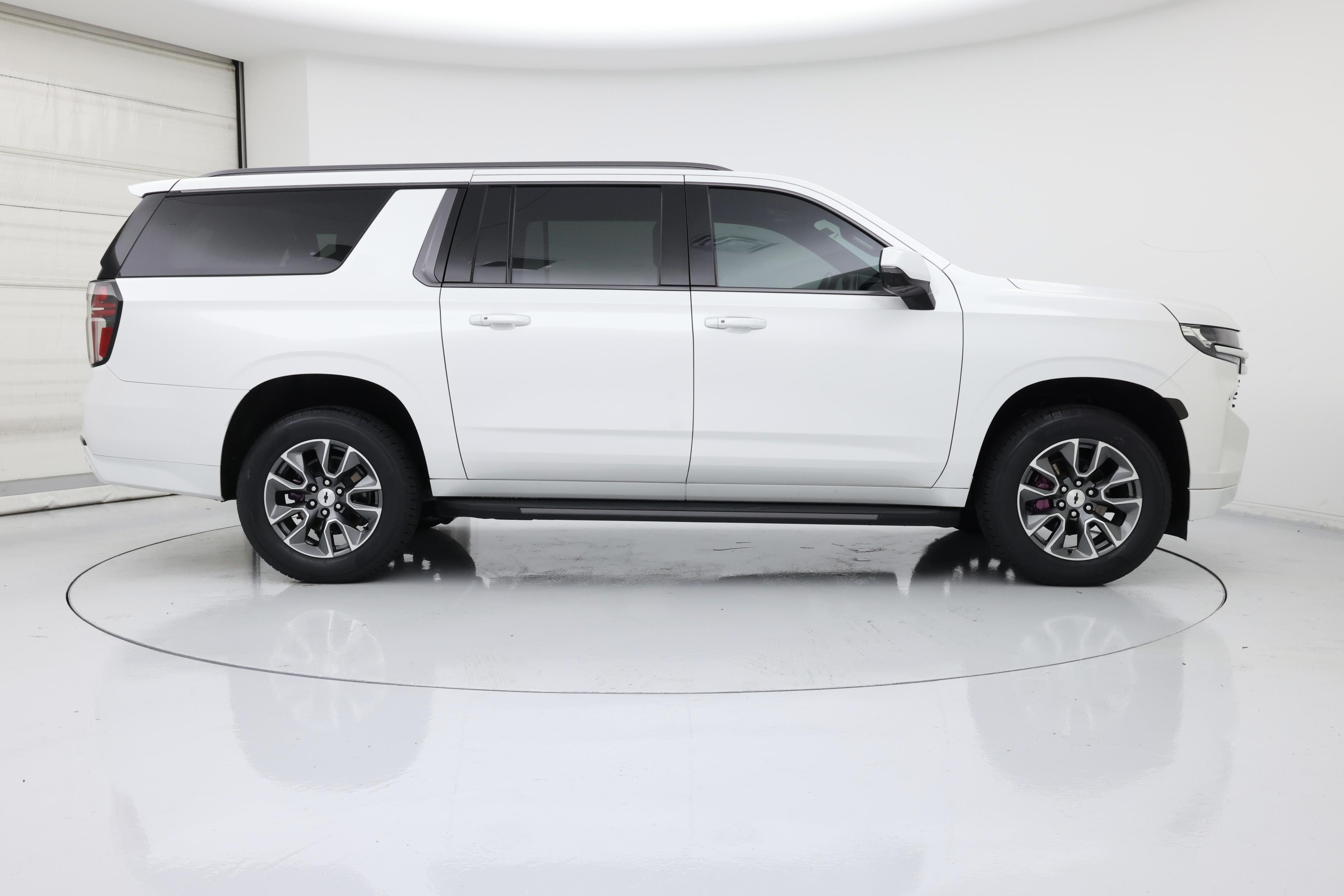 Thumbnail: 2022 Chevrolet Suburban - 7