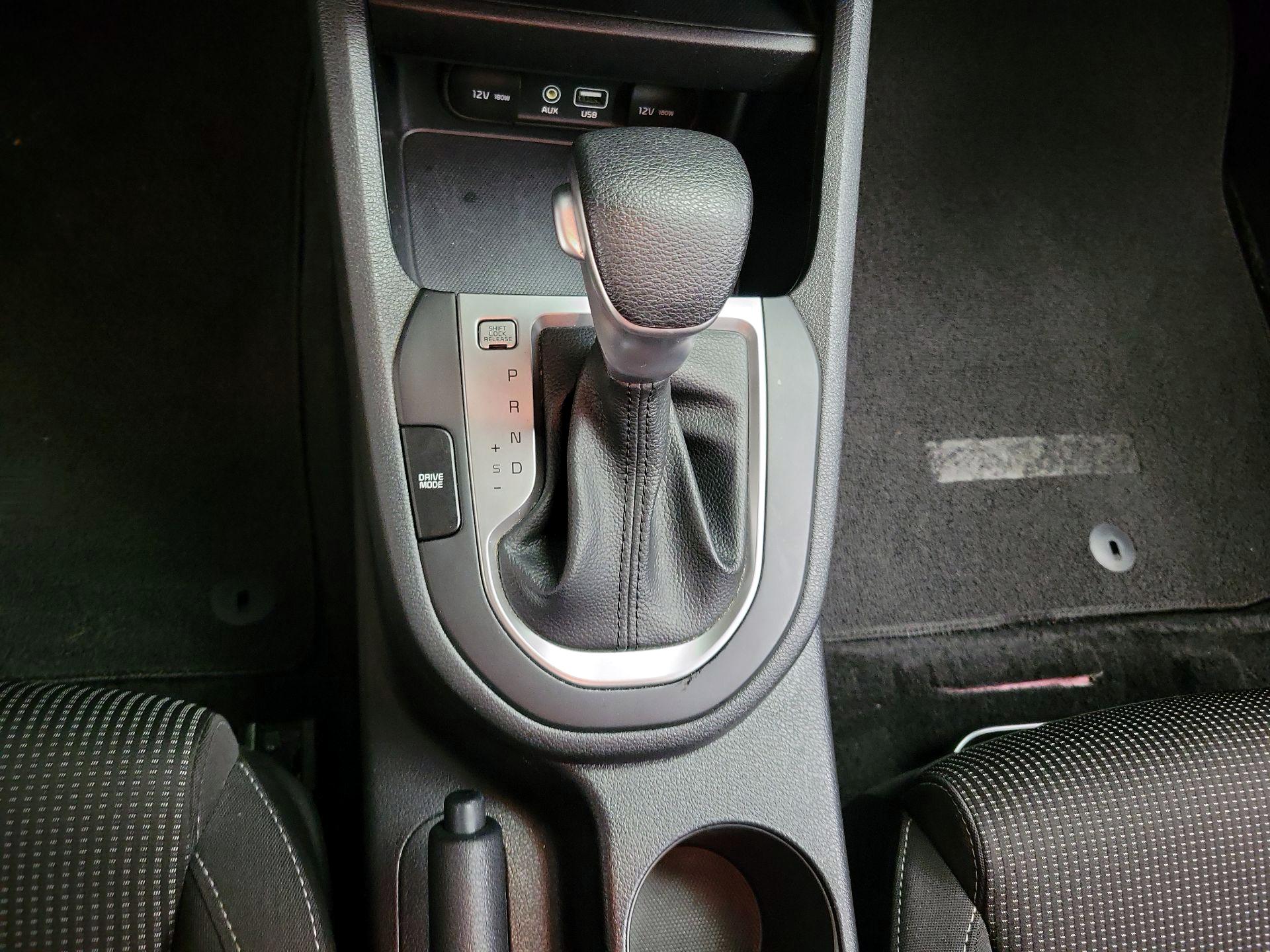 Thumbnail: 2020 Kia Forte - 18