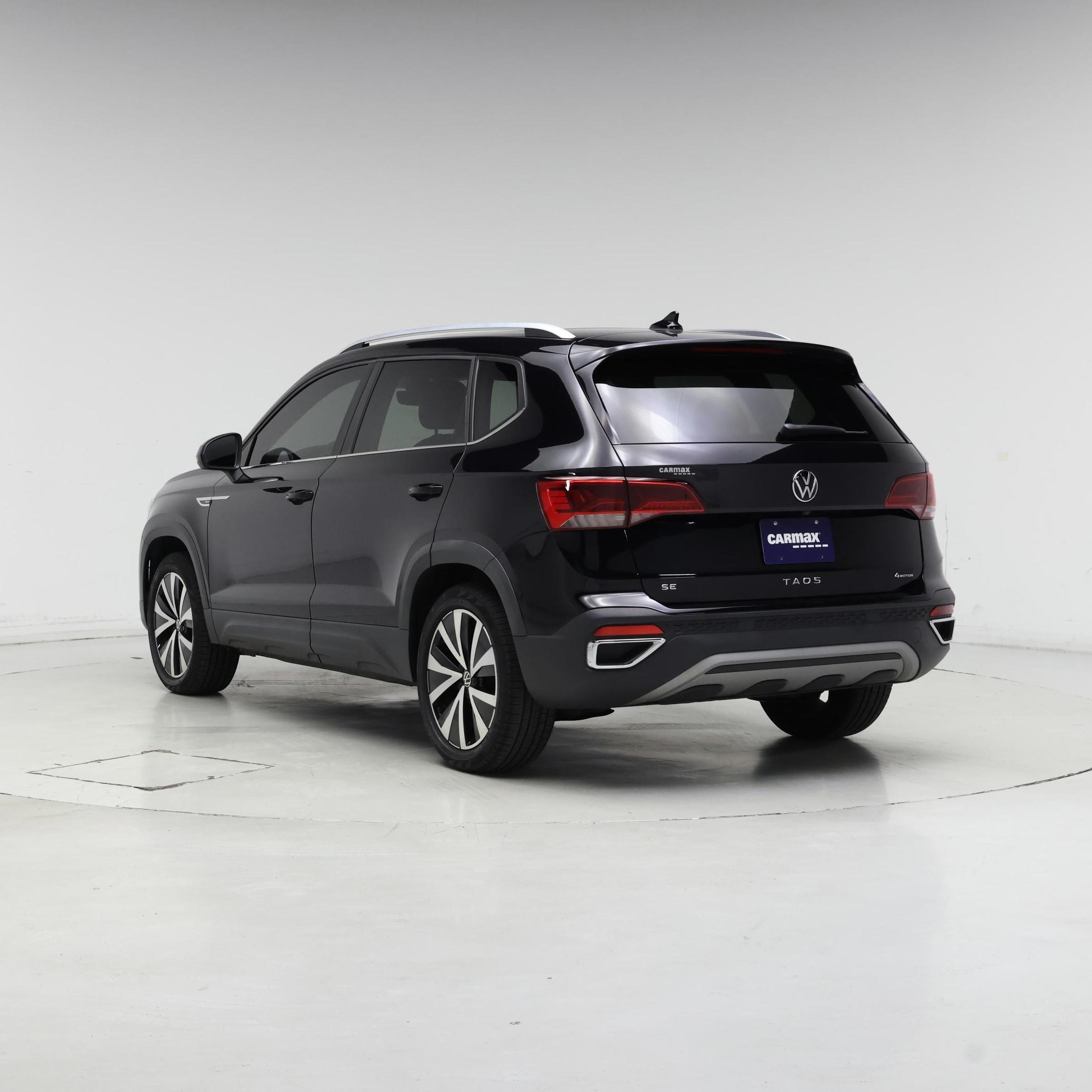 Thumbnail: 2022 Volkswagen Taos - 2