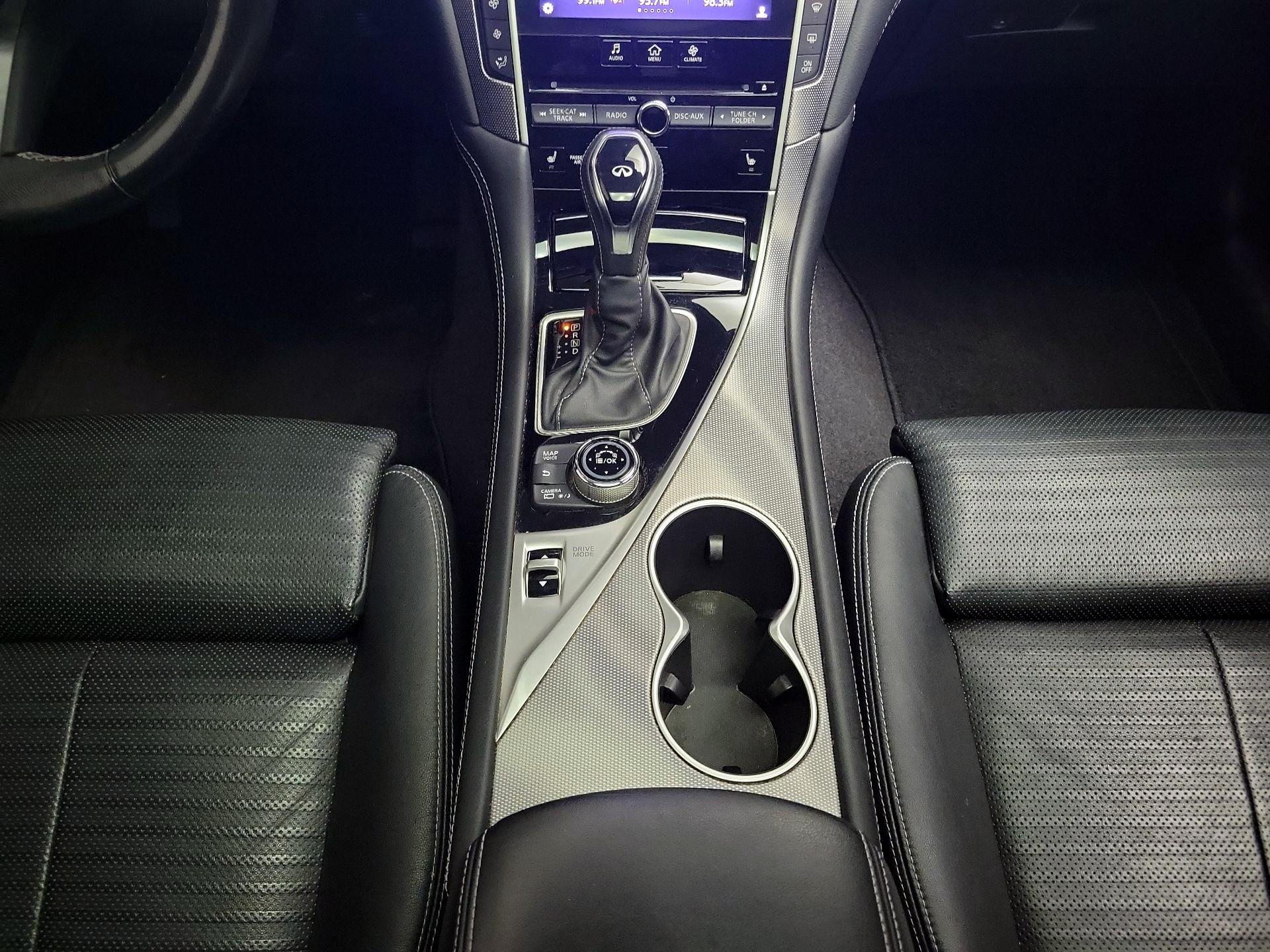 Thumbnail: 2019 INFINITI Q50 - 18