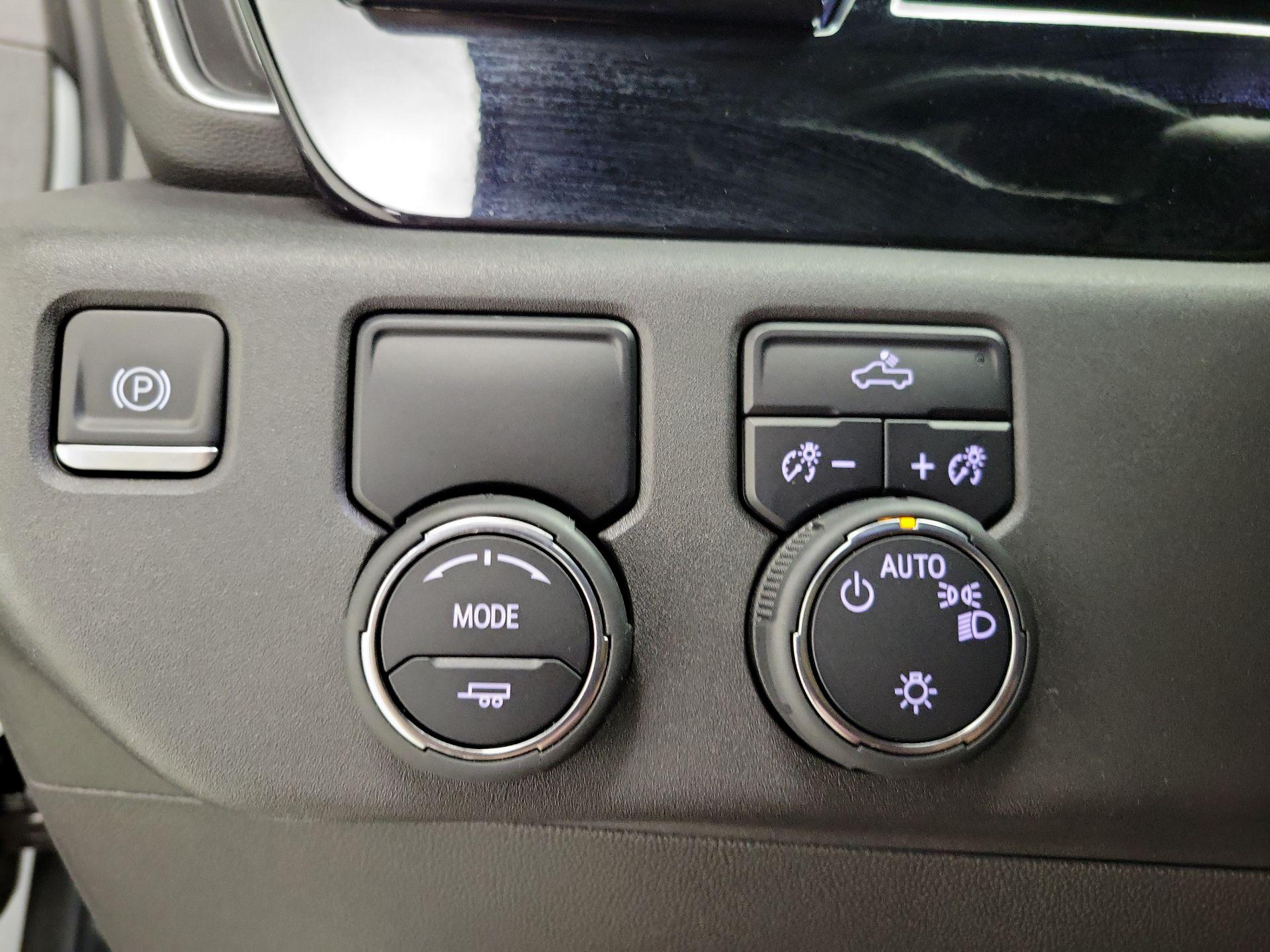 Thumbnail: 2024 Chevrolet Silverado 1500 - 13