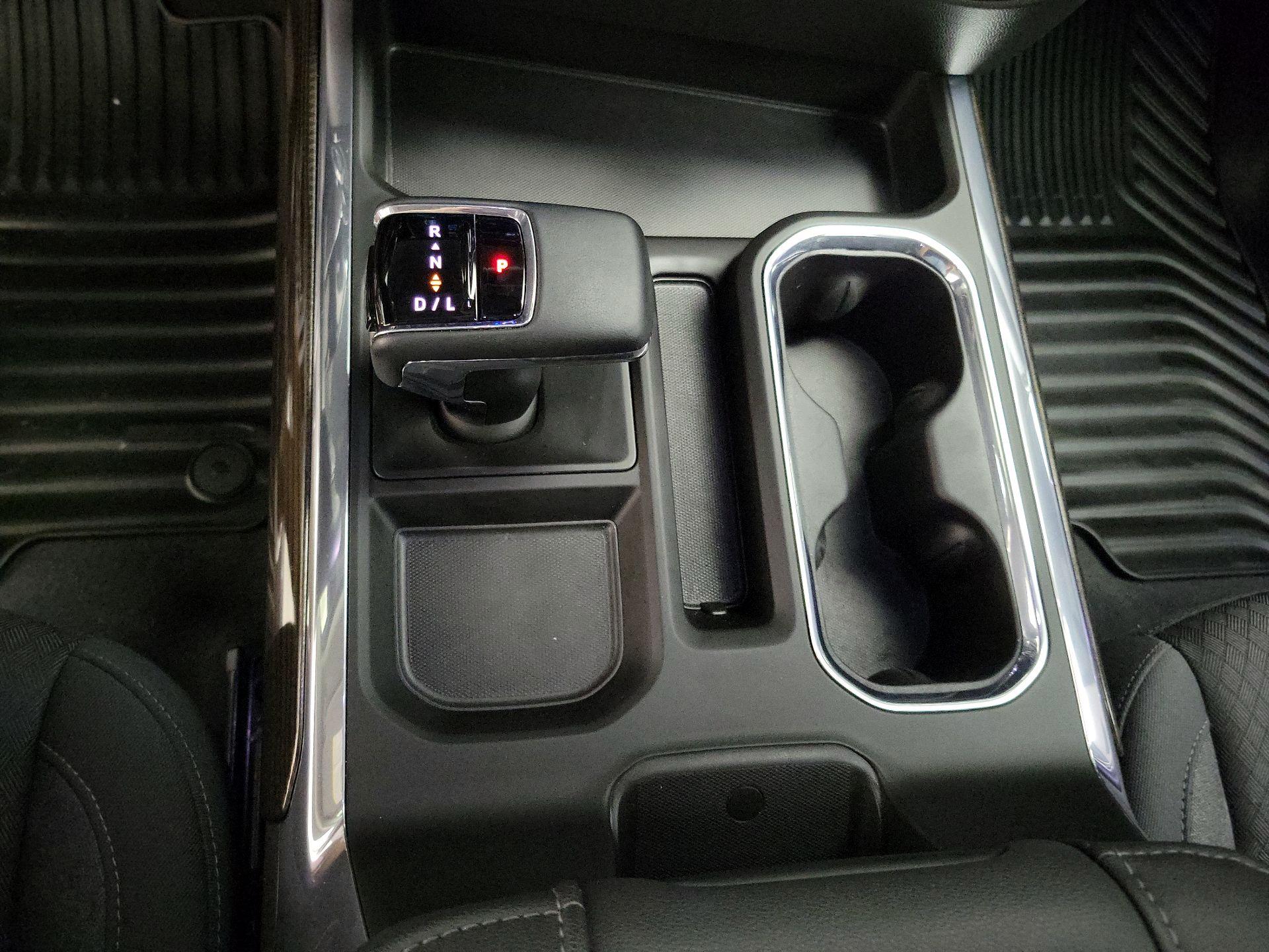 Thumbnail: 2024 Chevrolet Silverado 1500 - 18