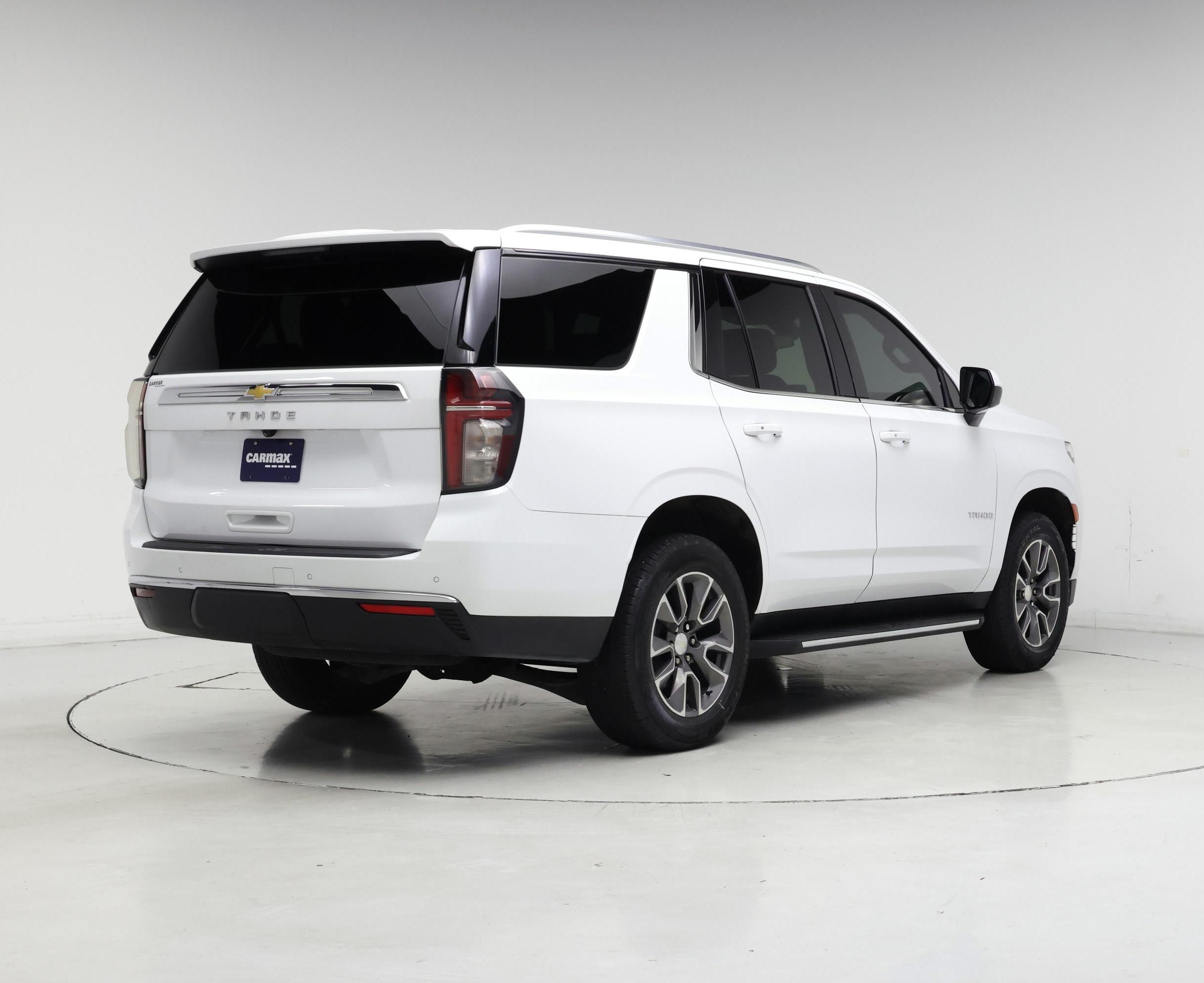 Thumbnail: 2022 Chevrolet Tahoe - 8