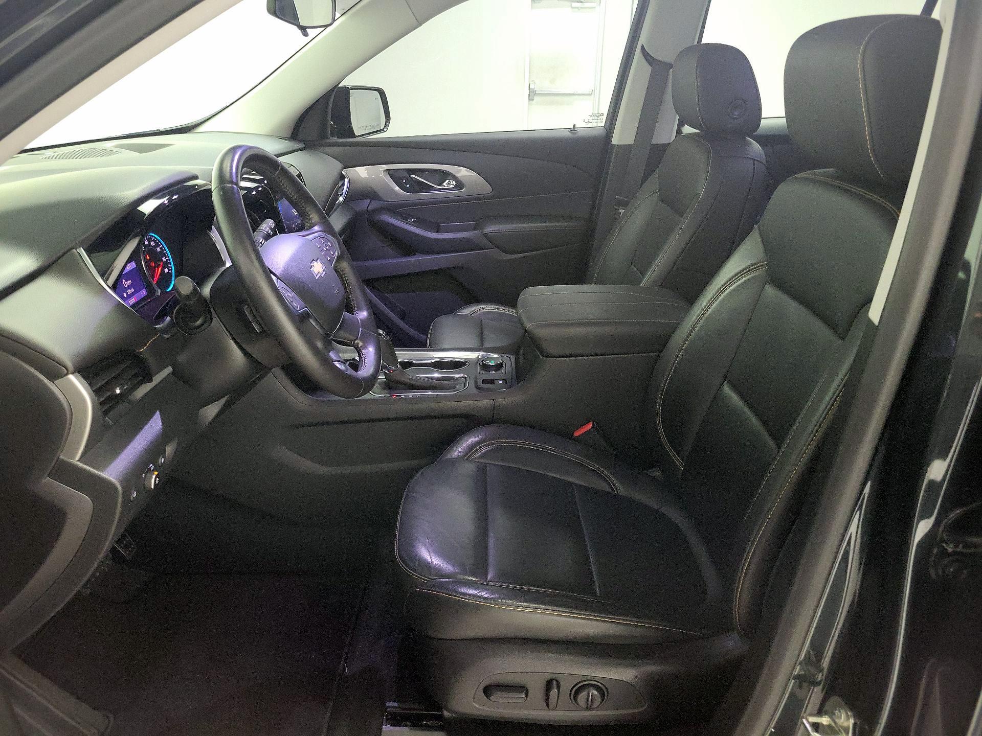 Thumbnail: 2020 Chevrolet Traverse - 11
