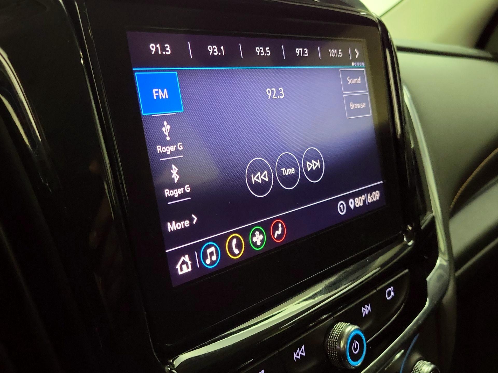 Thumbnail: 2020 Chevrolet Traverse - 15