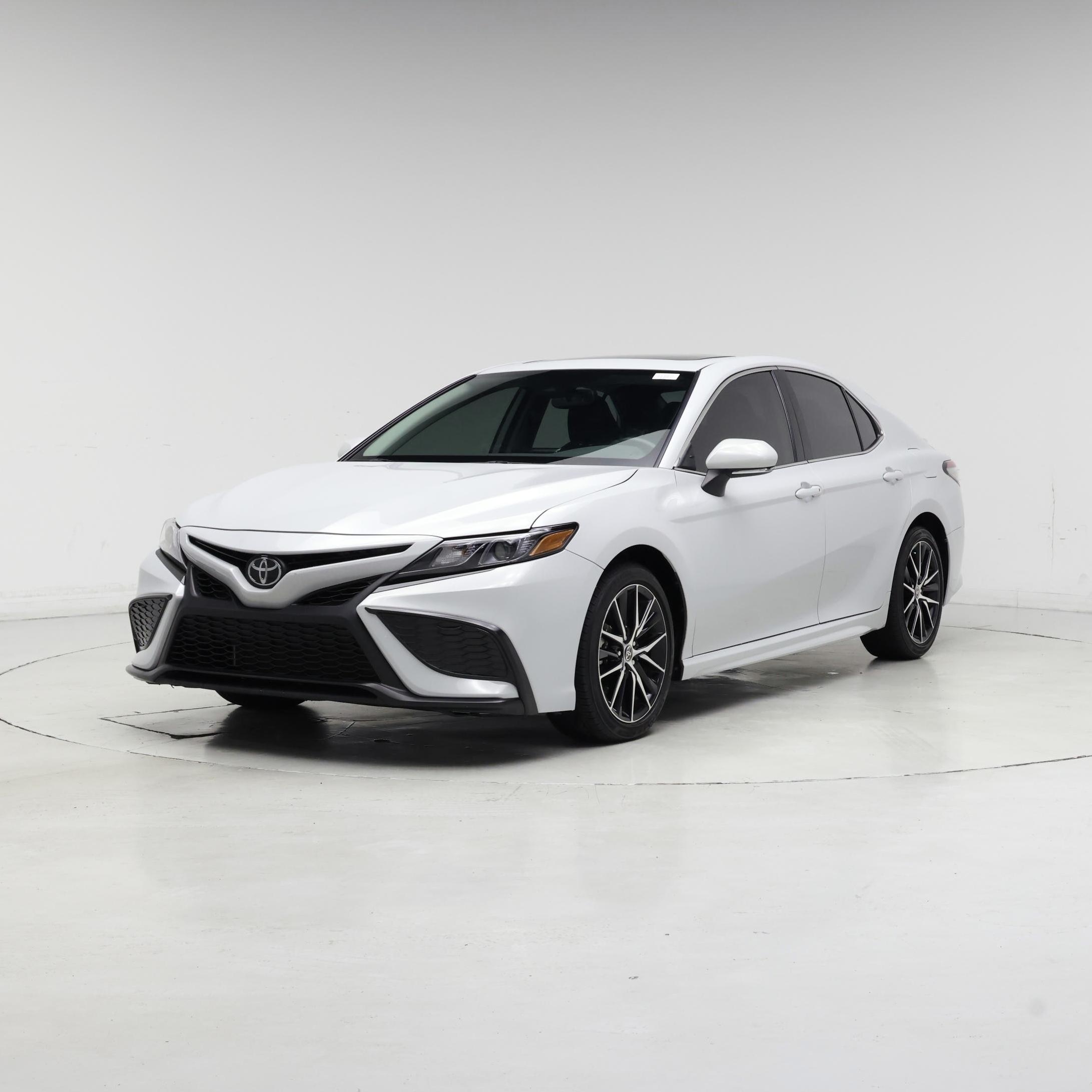 Thumbnail: 2024 Toyota Camry - 4