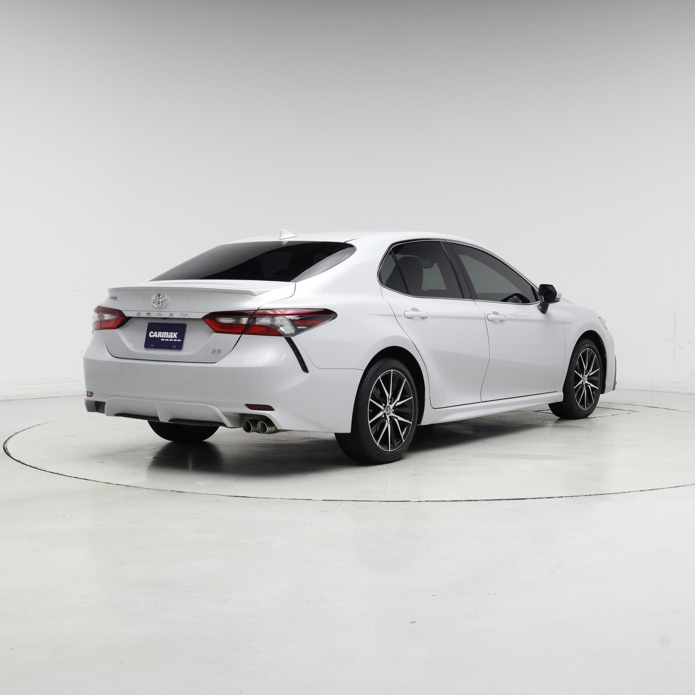 Thumbnail: 2024 Toyota Camry - 8