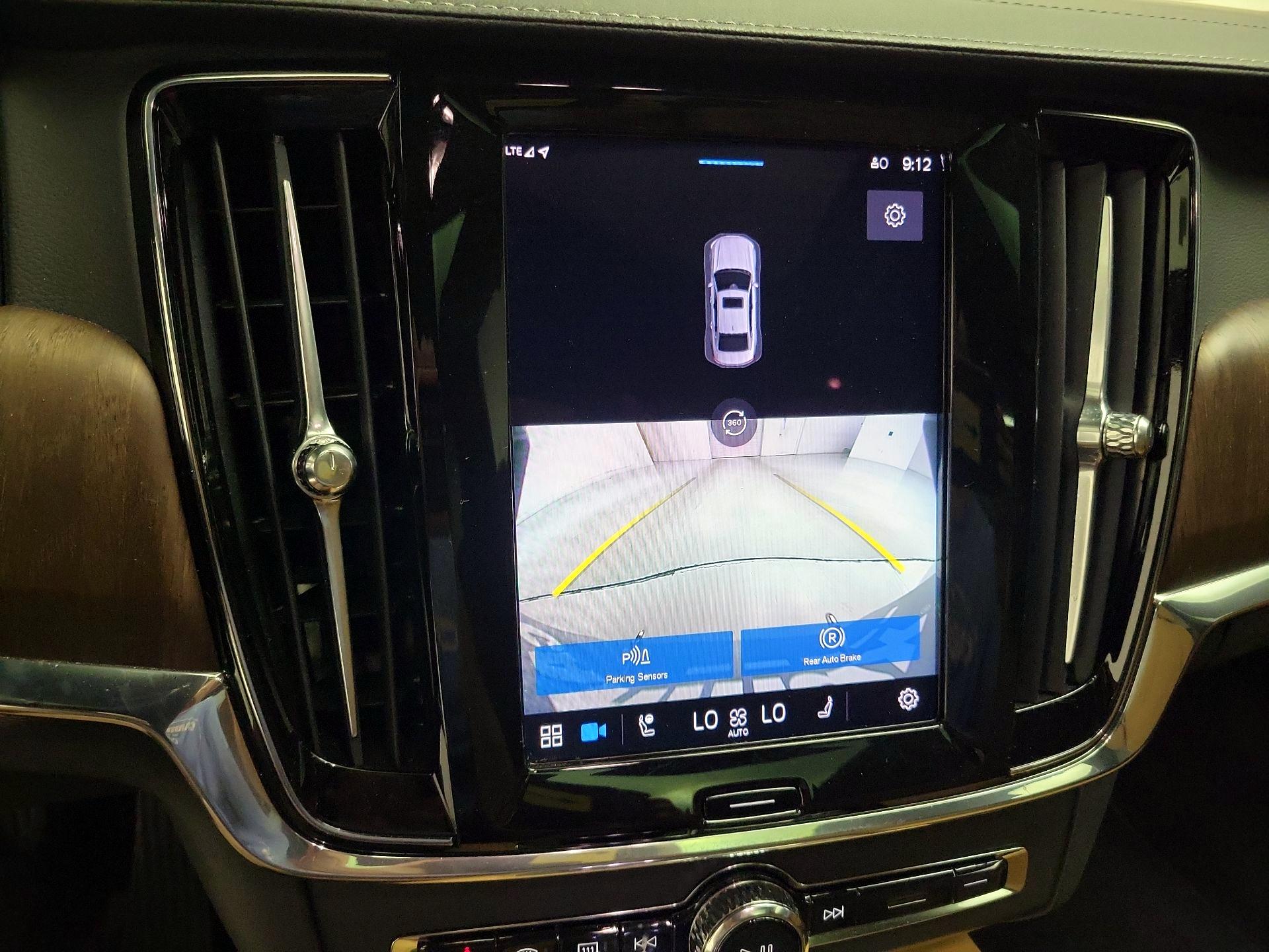 Thumbnail: 2023 Volvo S90 - 15