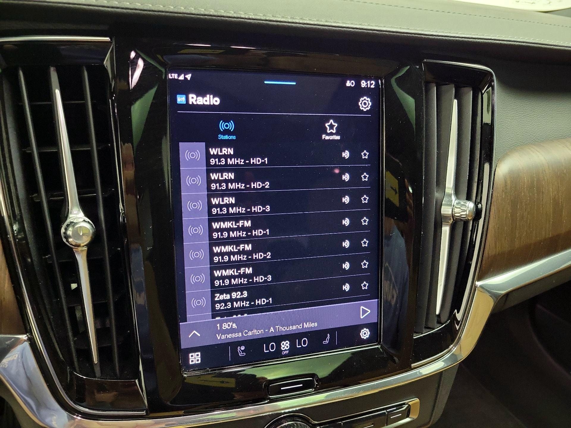 Thumbnail: 2023 Volvo S90 - 16