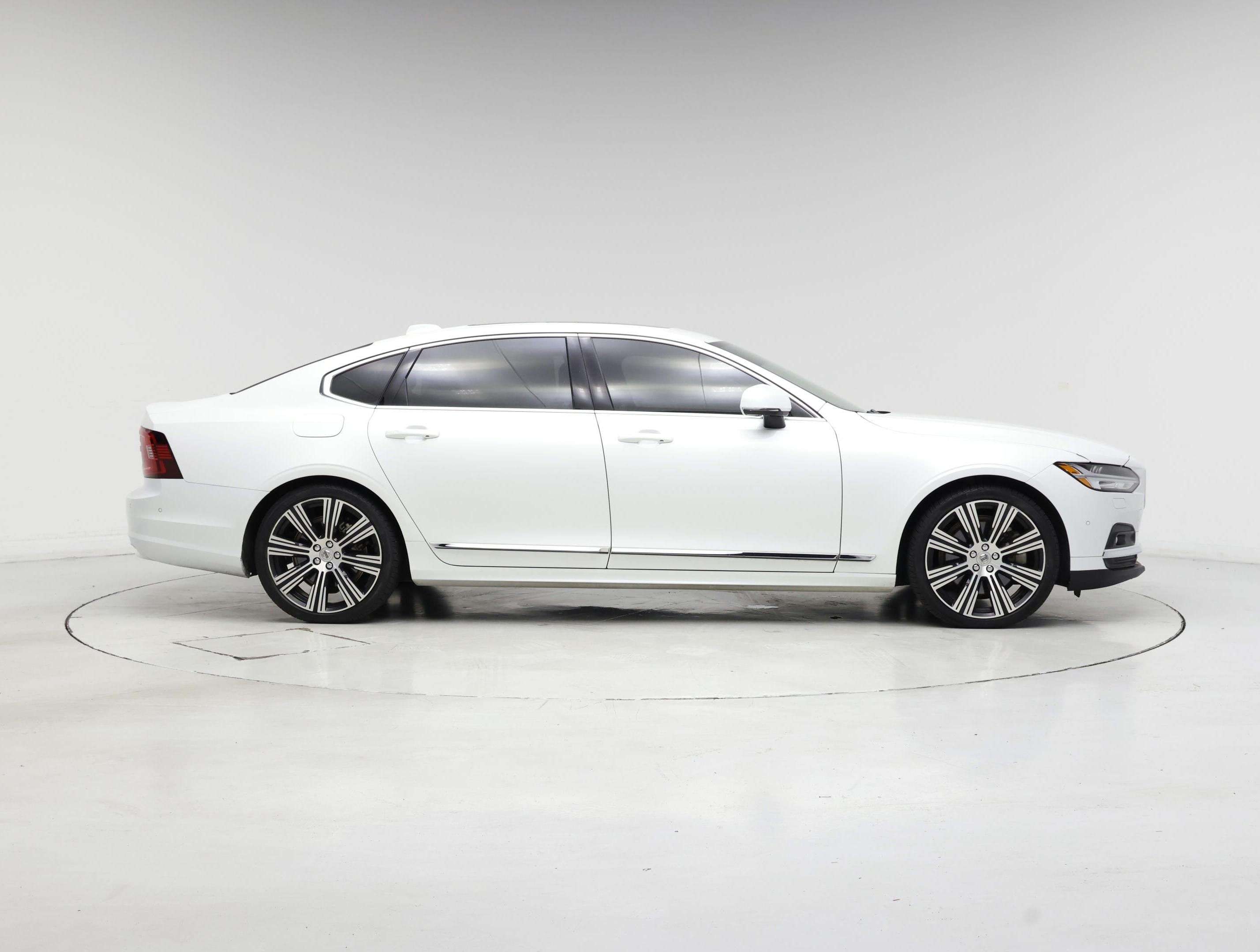 Thumbnail: 2023 Volvo S90 - 7