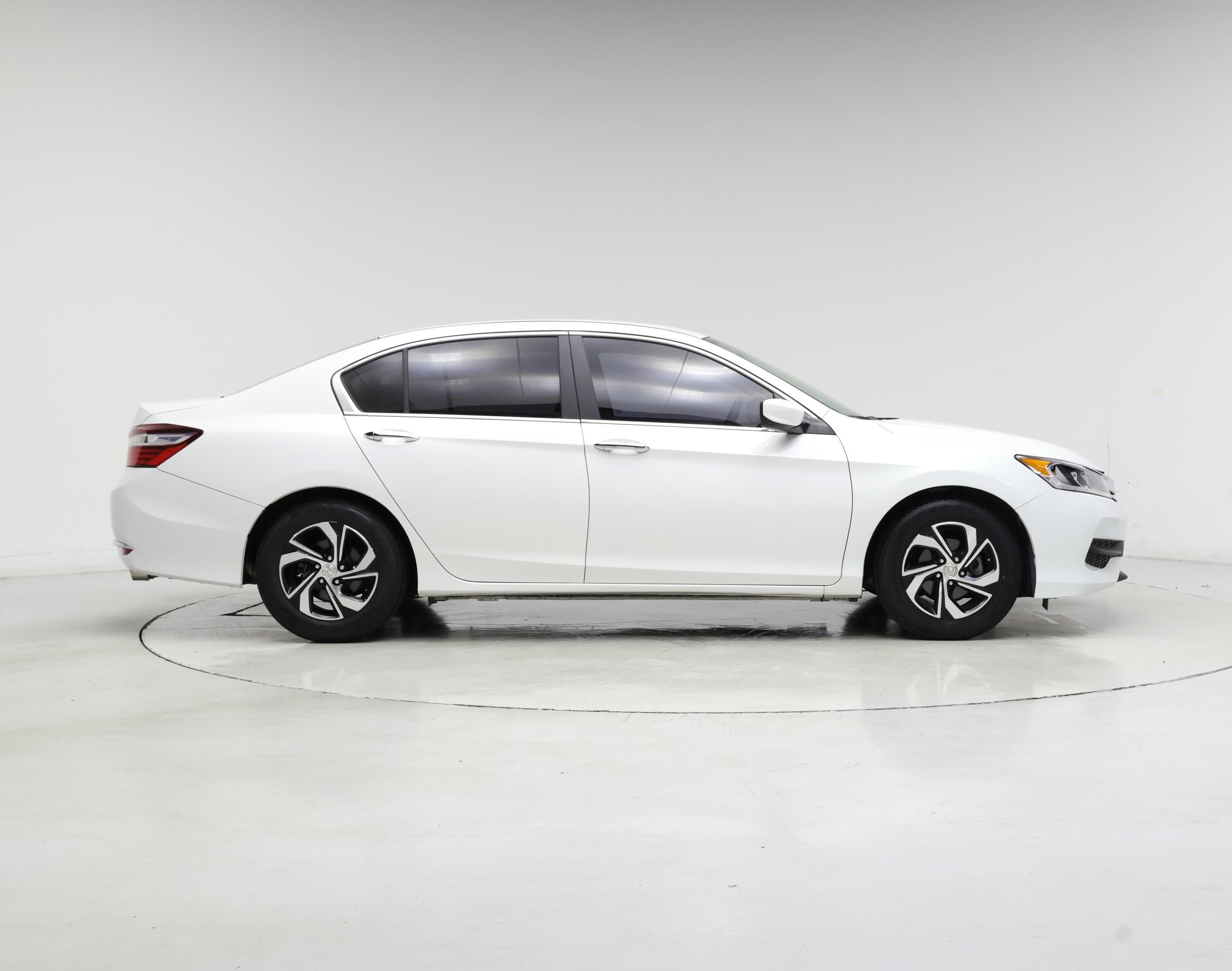 Thumbnail: 2017 Honda Accord - 7
