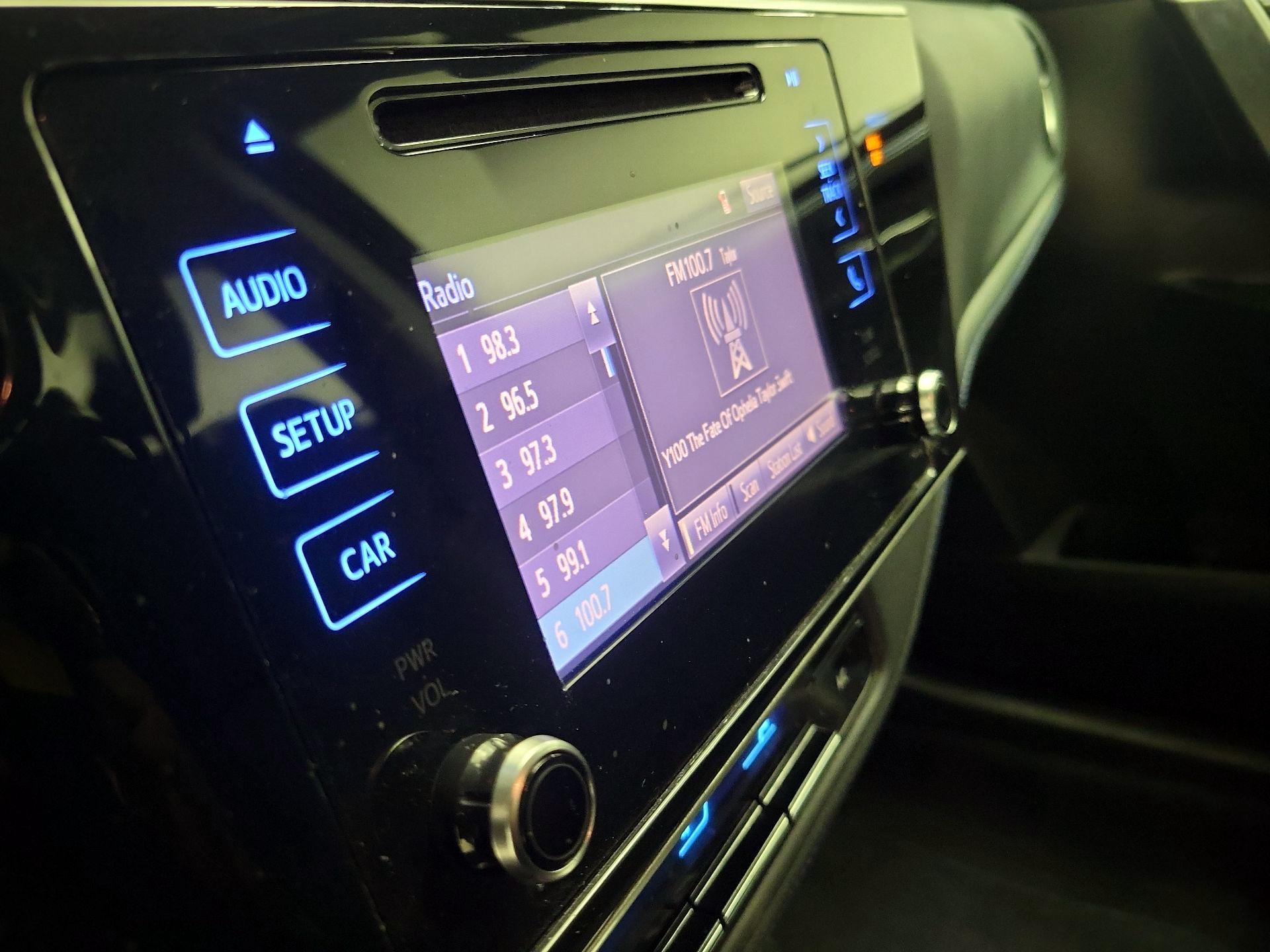 Thumbnail: 2019 Toyota Corolla - 15