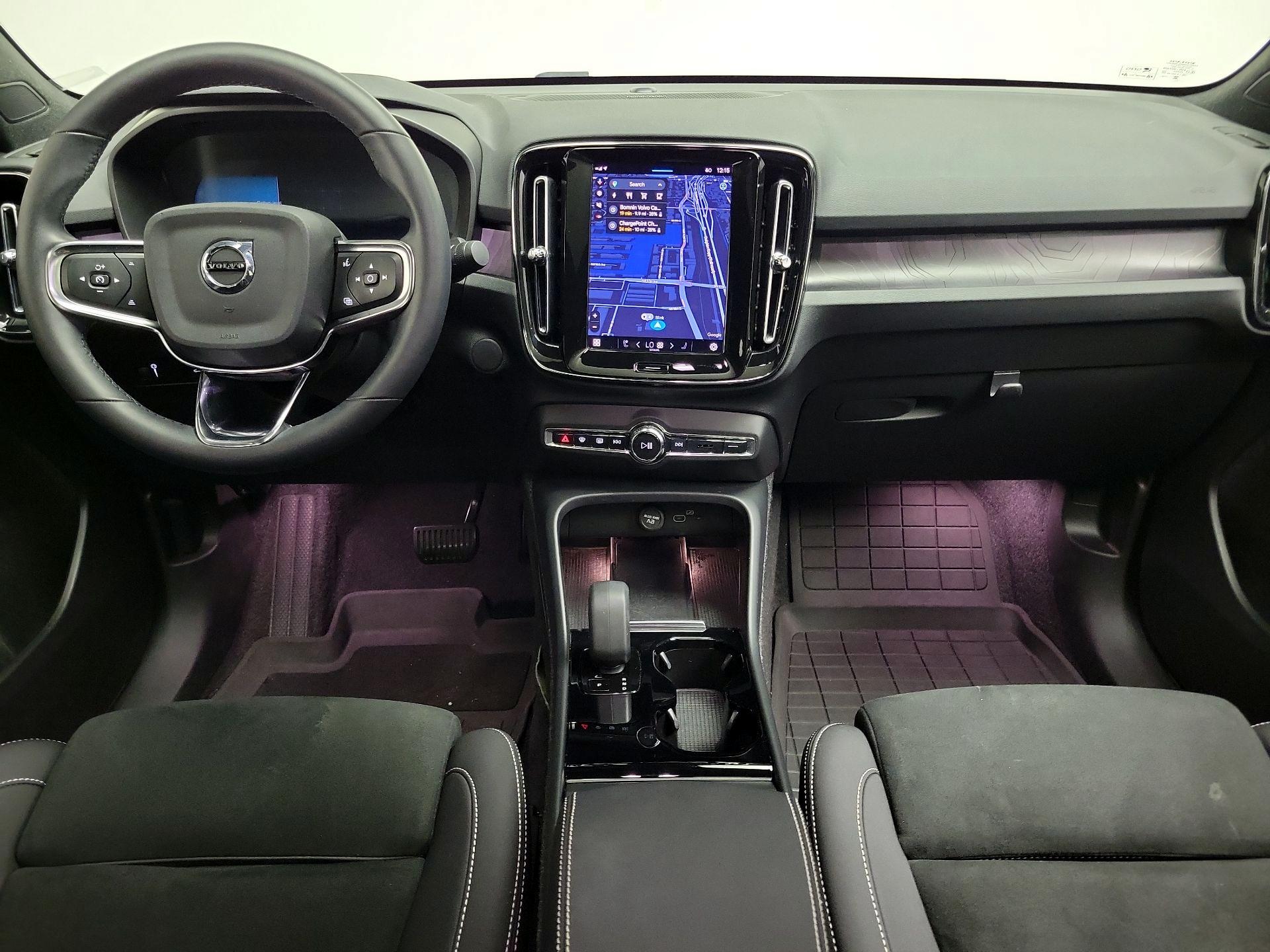 Thumbnail: 2022 Volvo C40 - 9