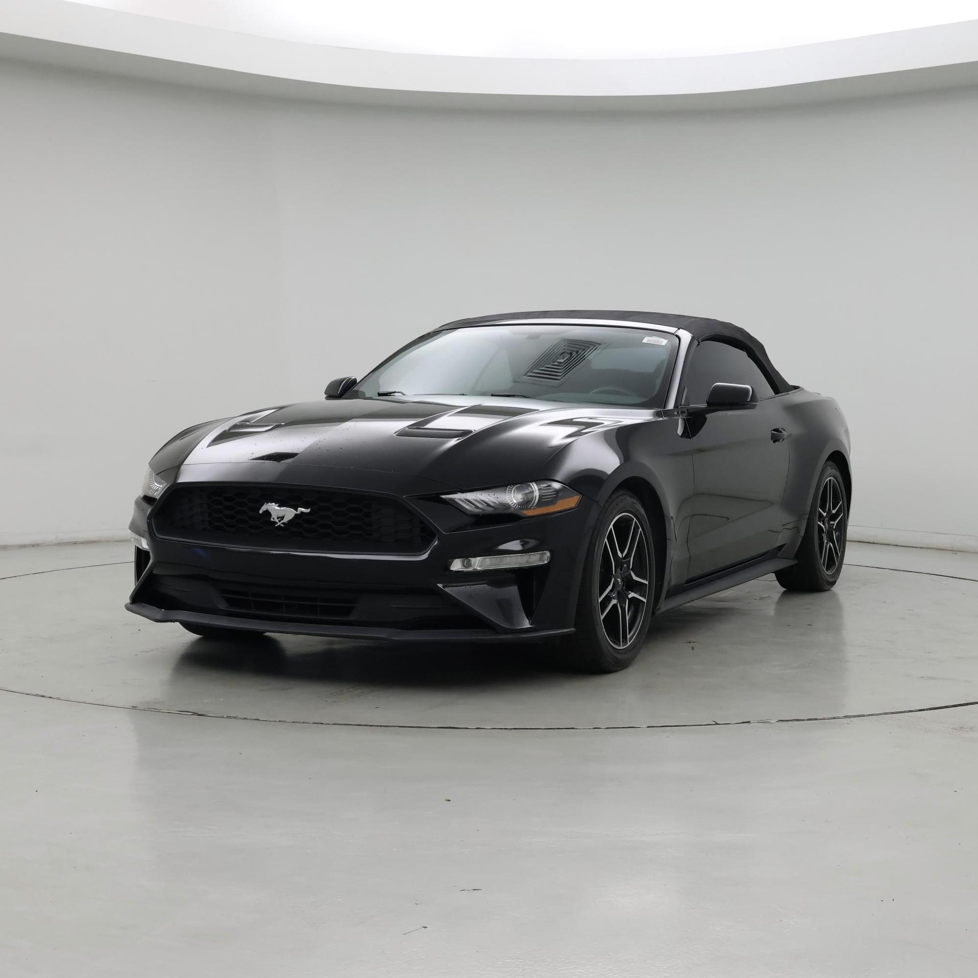 Thumbnail: 2018 Ford Mustang - 4