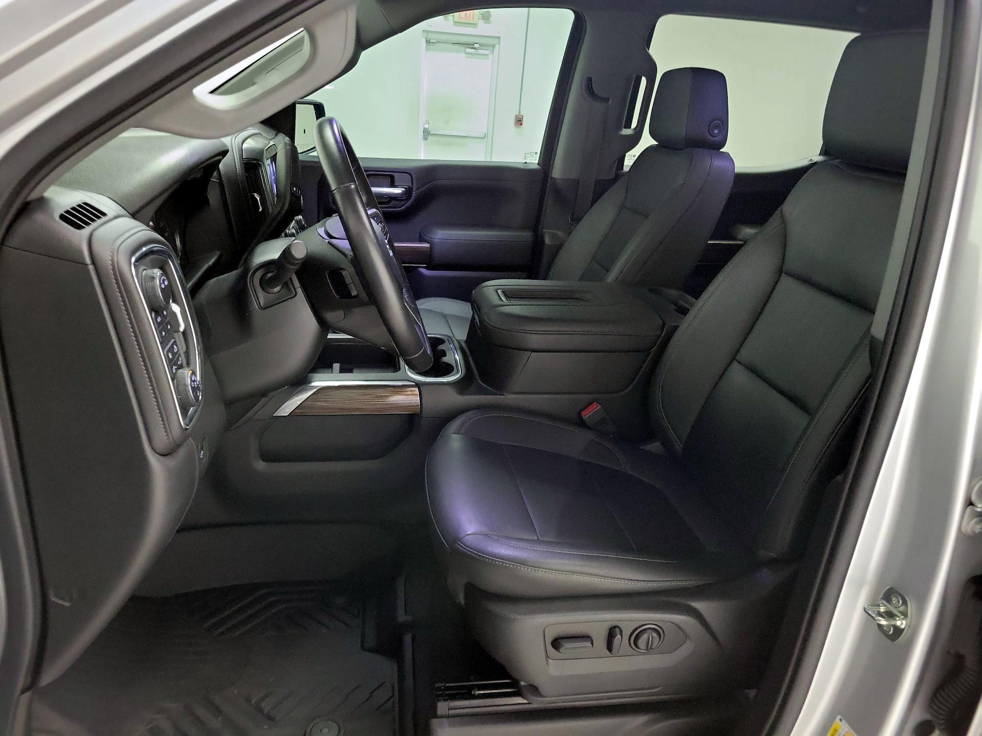 Thumbnail: 2021 Chevrolet Silverado 1500 - 11