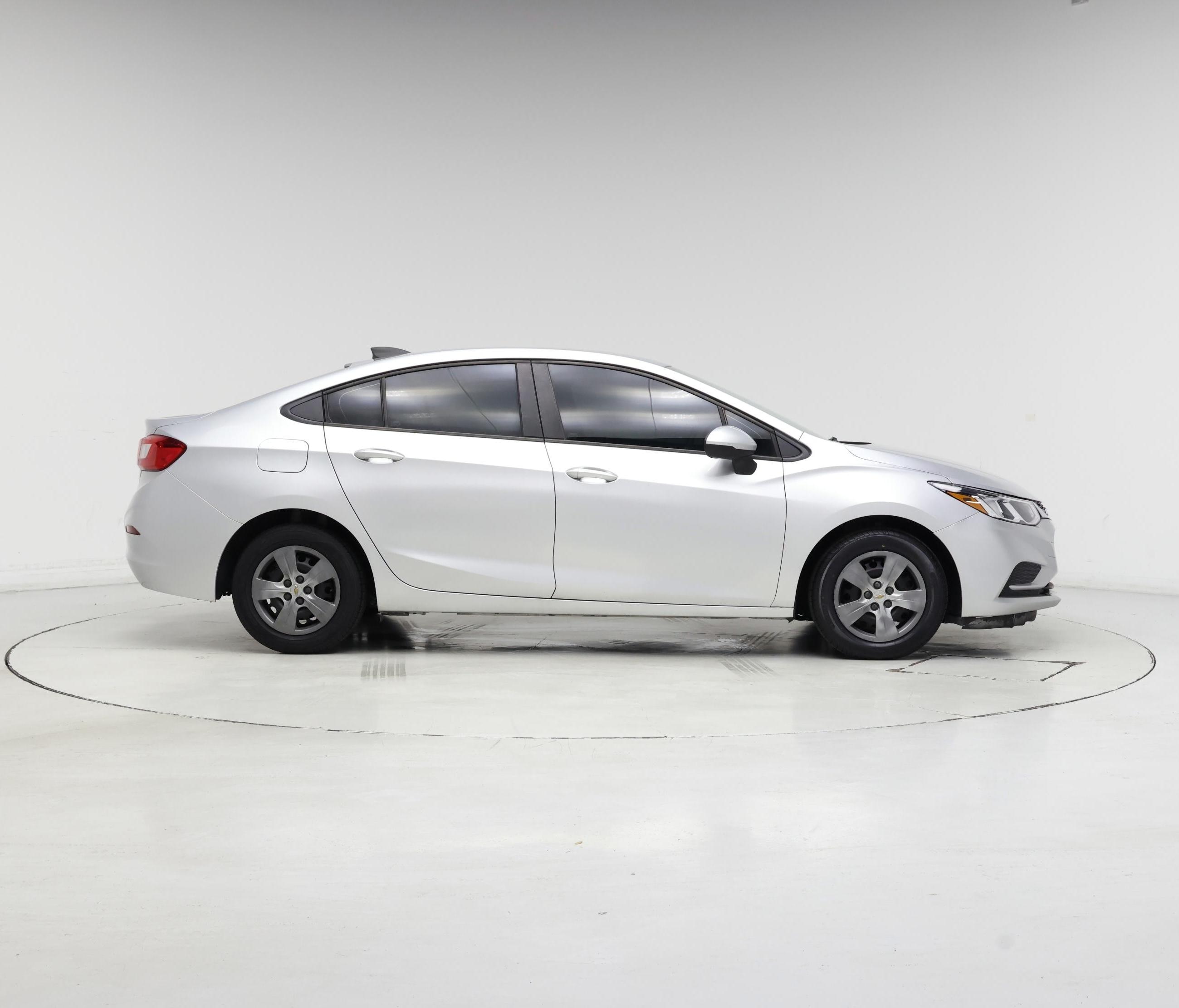 Thumbnail: 2018 Chevrolet Cruze - 7
