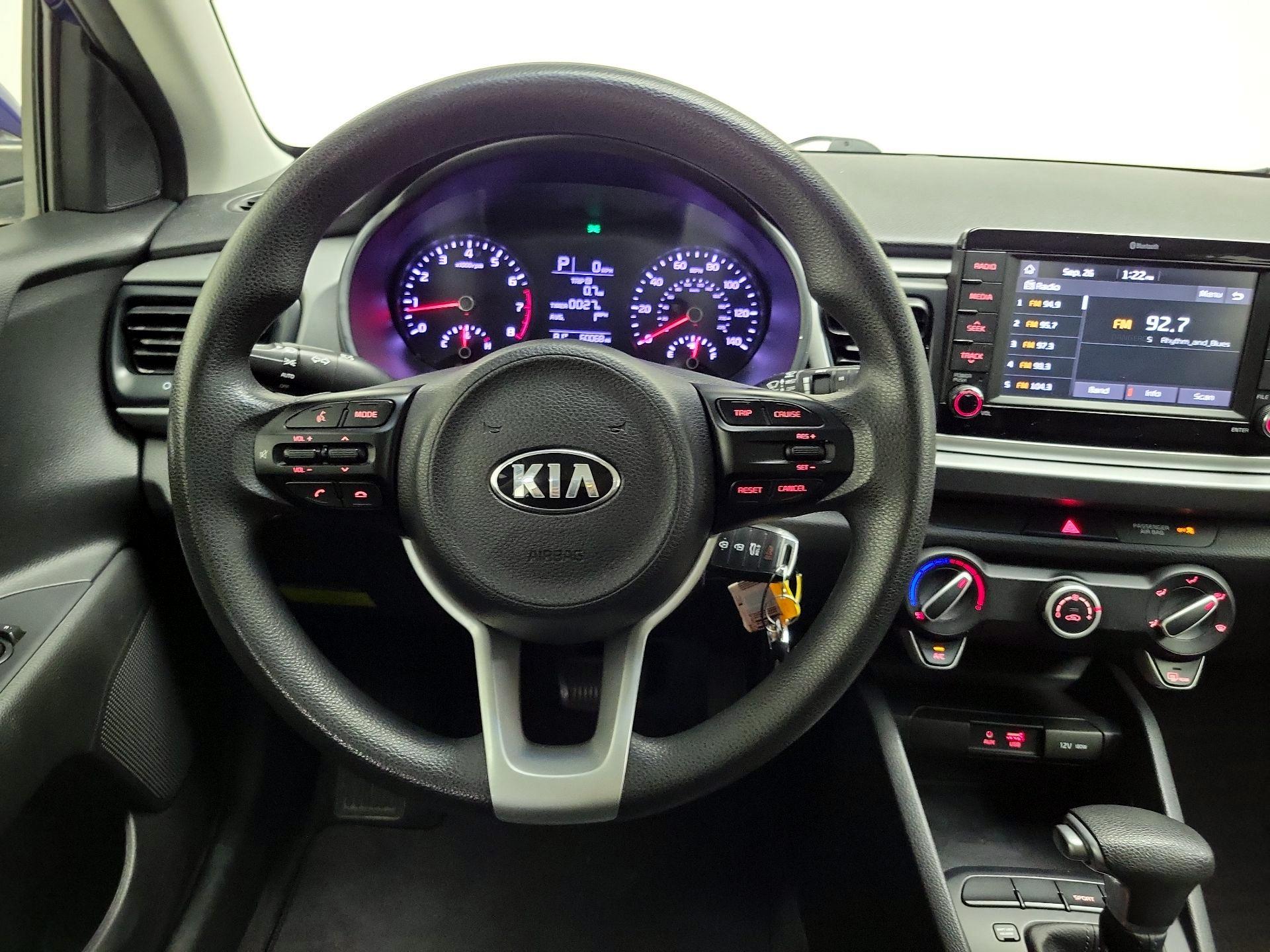 Thumbnail: 2020 Kia Rio5 - 10