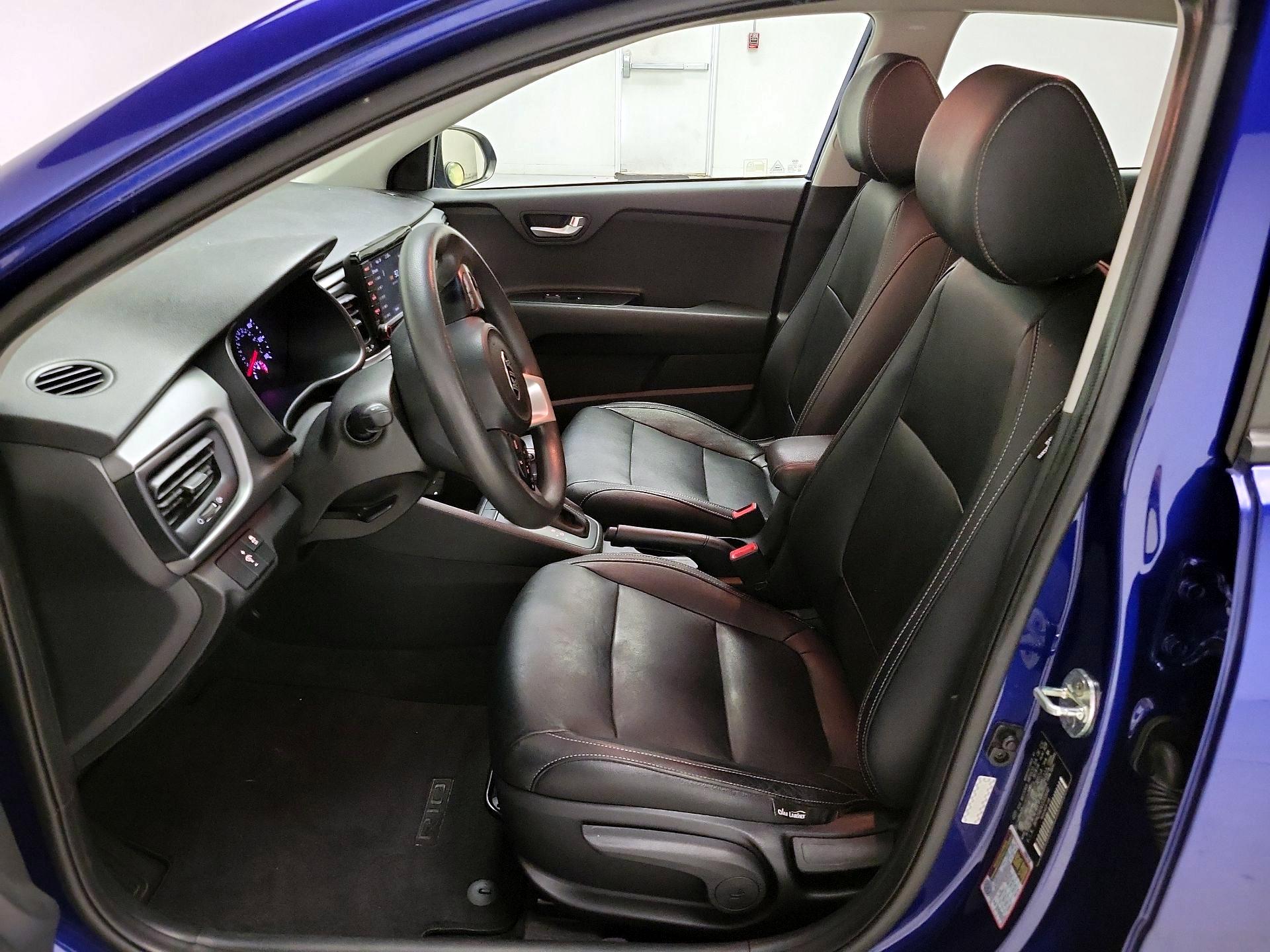 Thumbnail: 2020 Kia Rio5 - 11