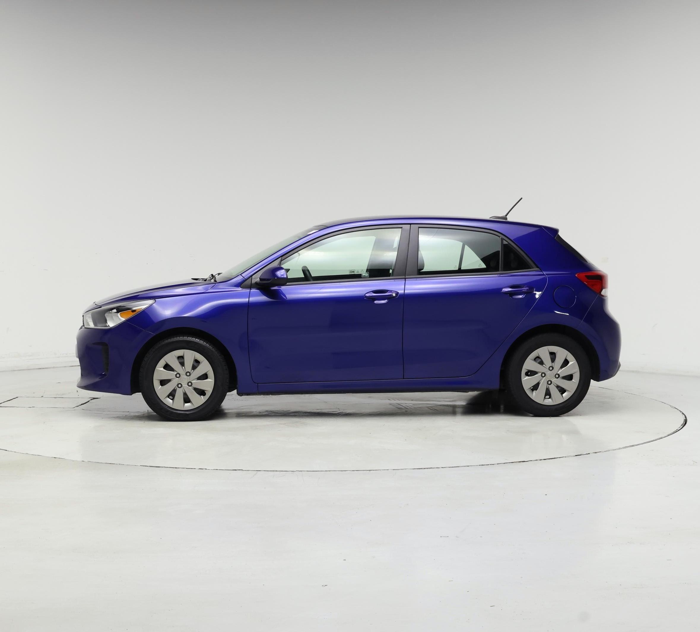 Thumbnail: 2020 Kia Rio5 - 3