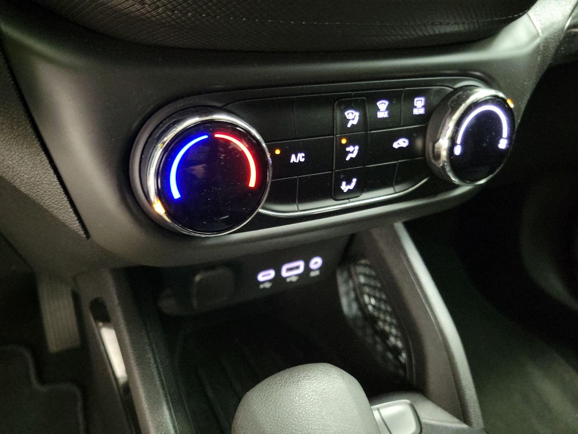 Thumbnail: 2021 Chevrolet TrailBlazer - 17