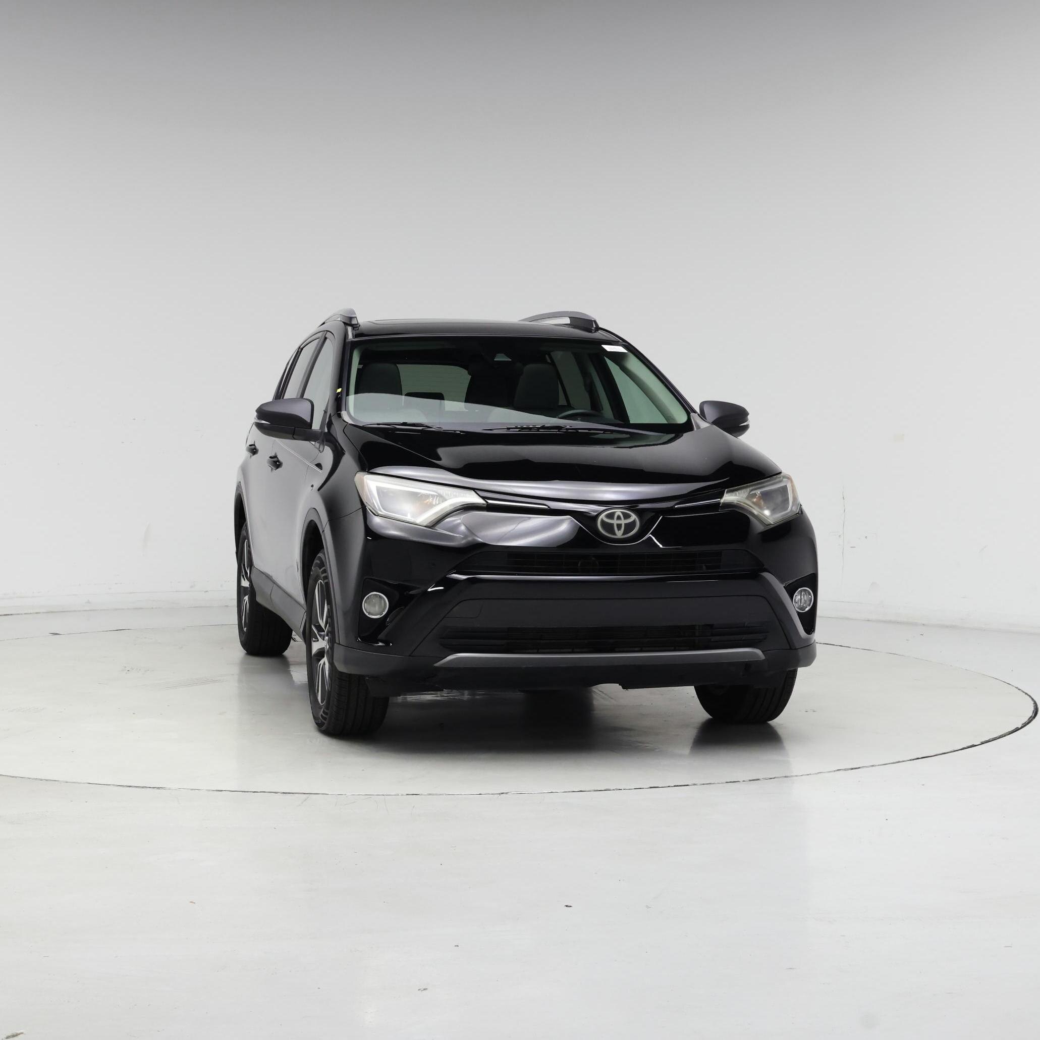 Thumbnail: 2017 Toyota RAV4 - 5