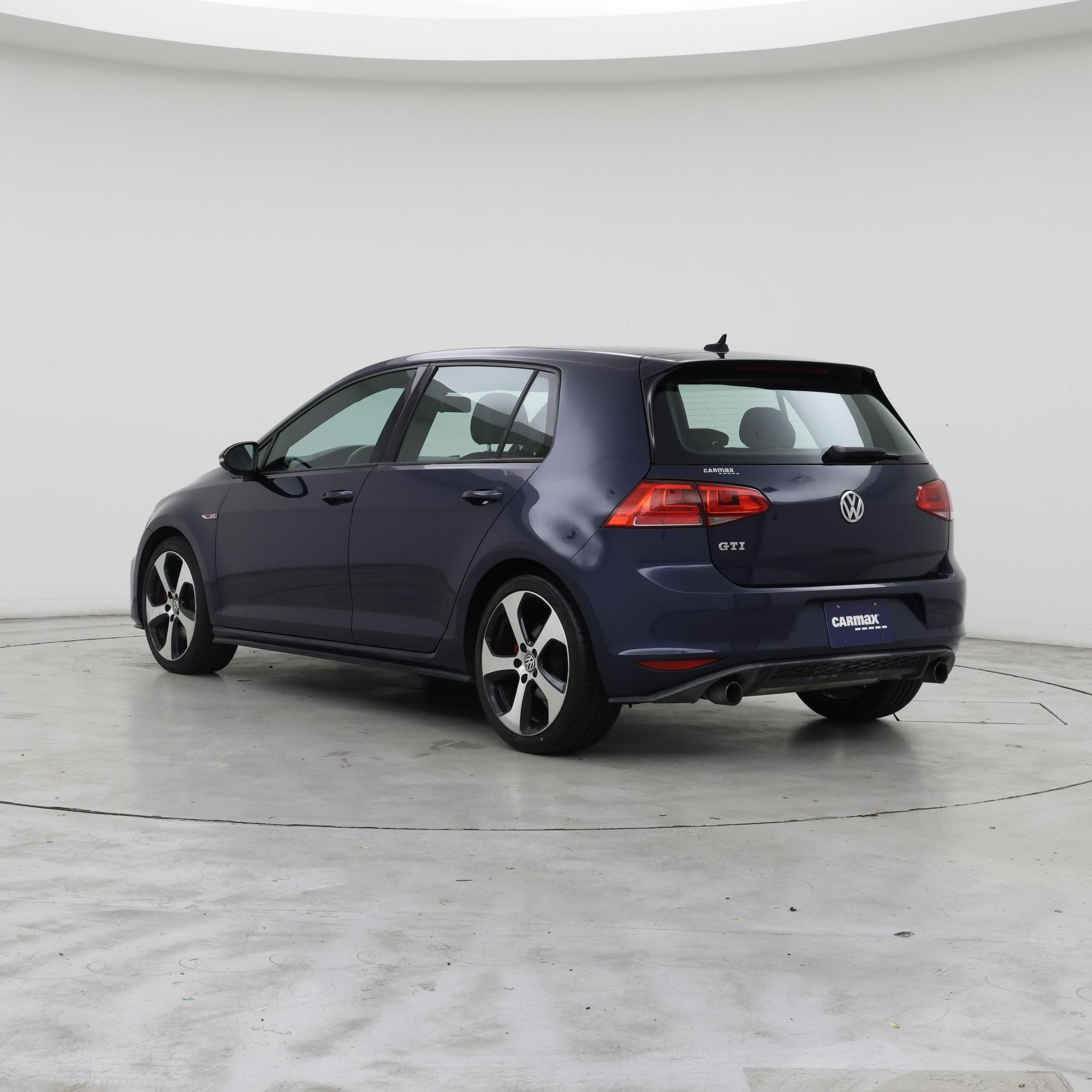 Thumbnail: 2015 Volkswagen Golf - 2