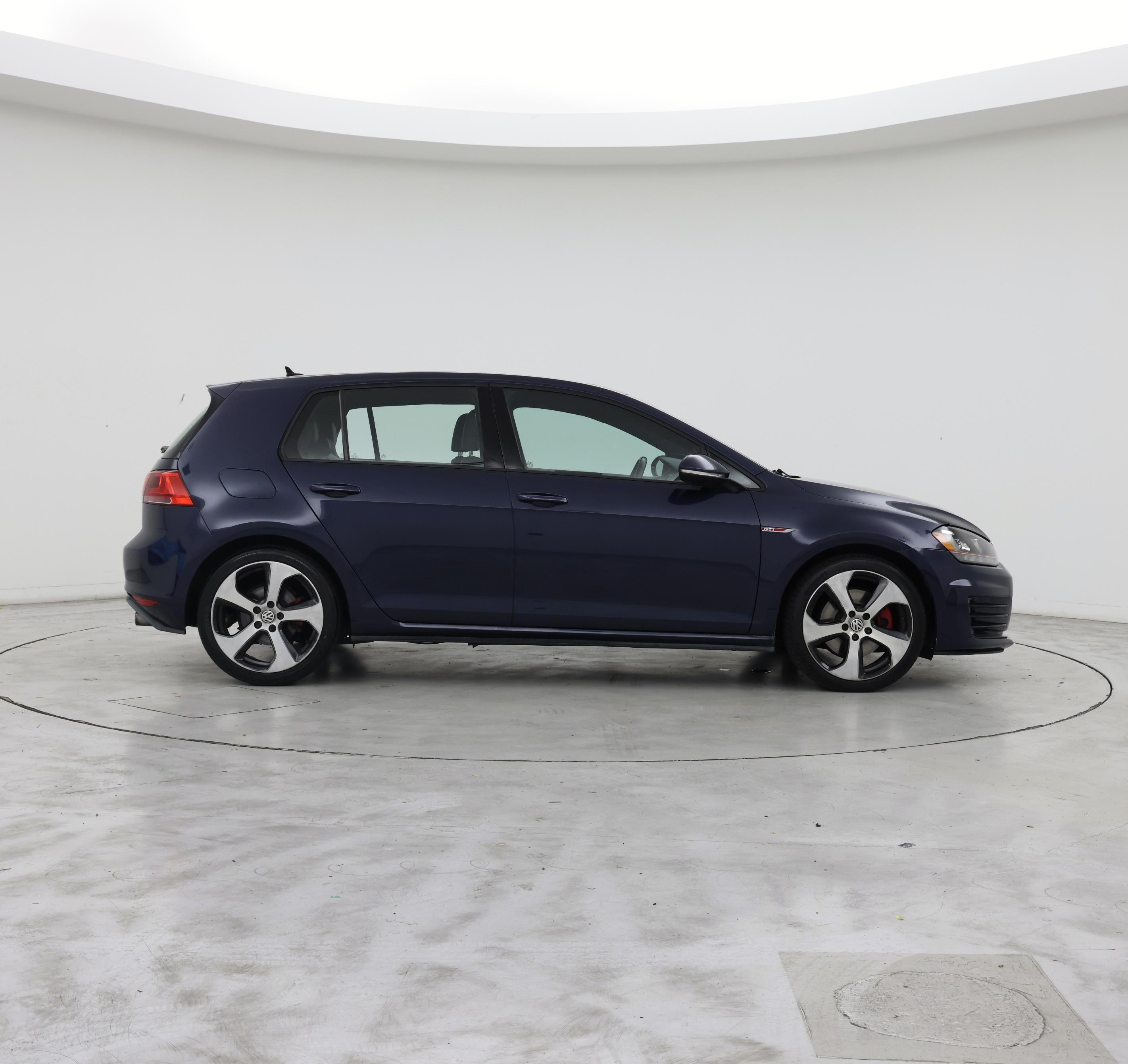Thumbnail: 2015 Volkswagen Golf - 7