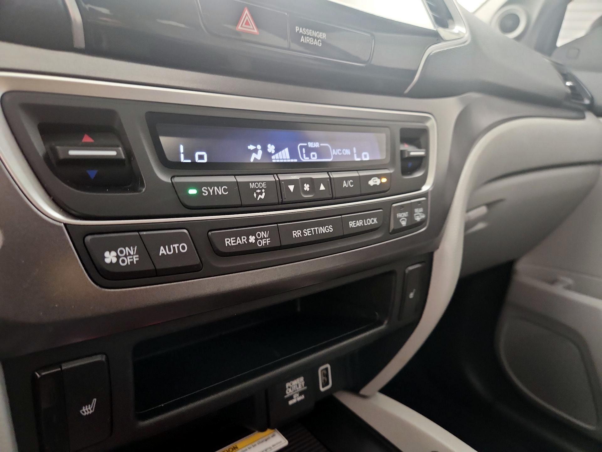 Thumbnail: 2021 Honda Pilot - 16